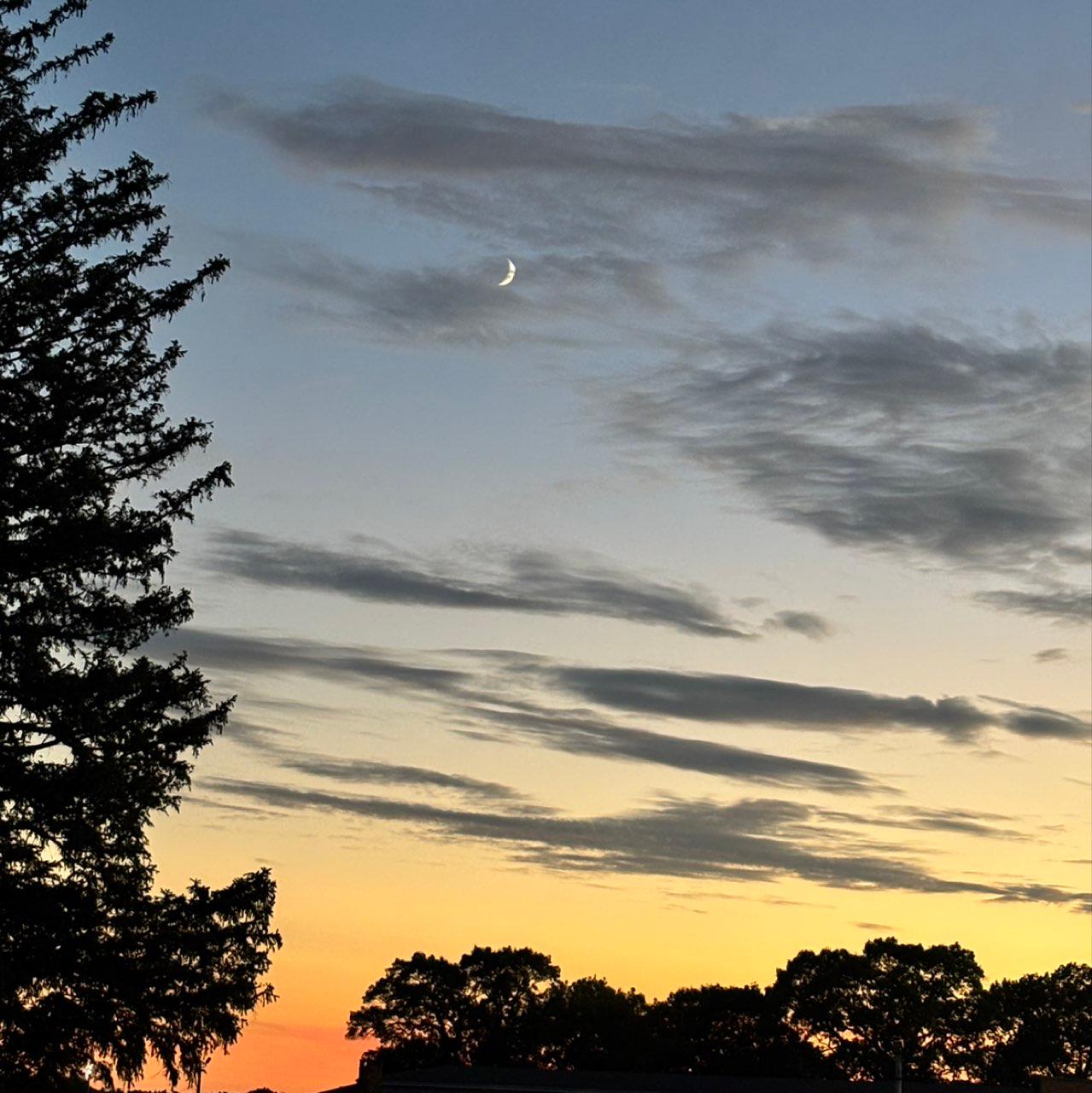 The Moon over Brockton, United States — waxing crescent, Lunar Day 6