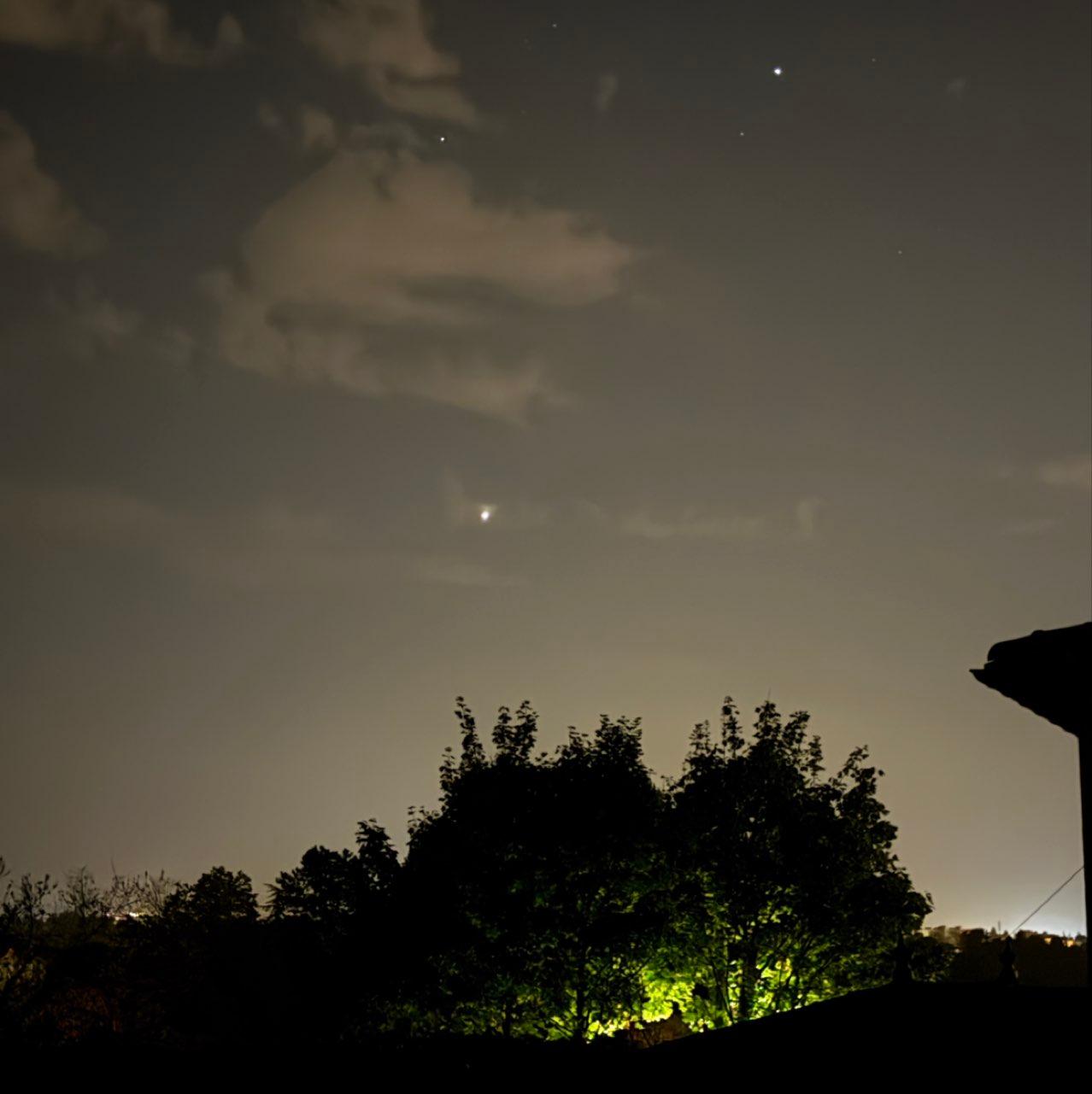 The Moon over Saint-Cyr-au-Mont-d'Or, France — waxing crescent, Lunar Day 4