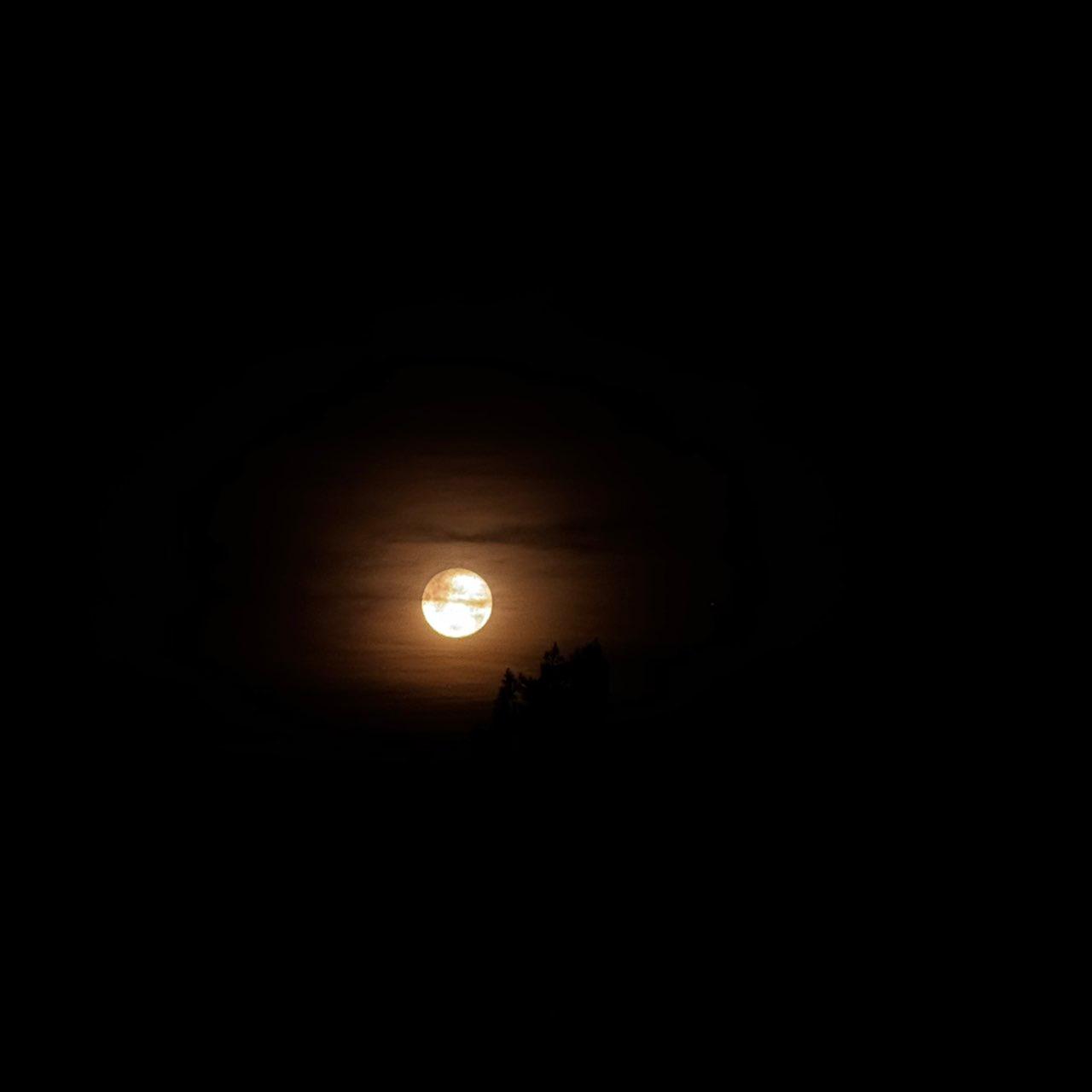 The Moon over Chascomús, Argentina — full moon, Lunar Day 15
