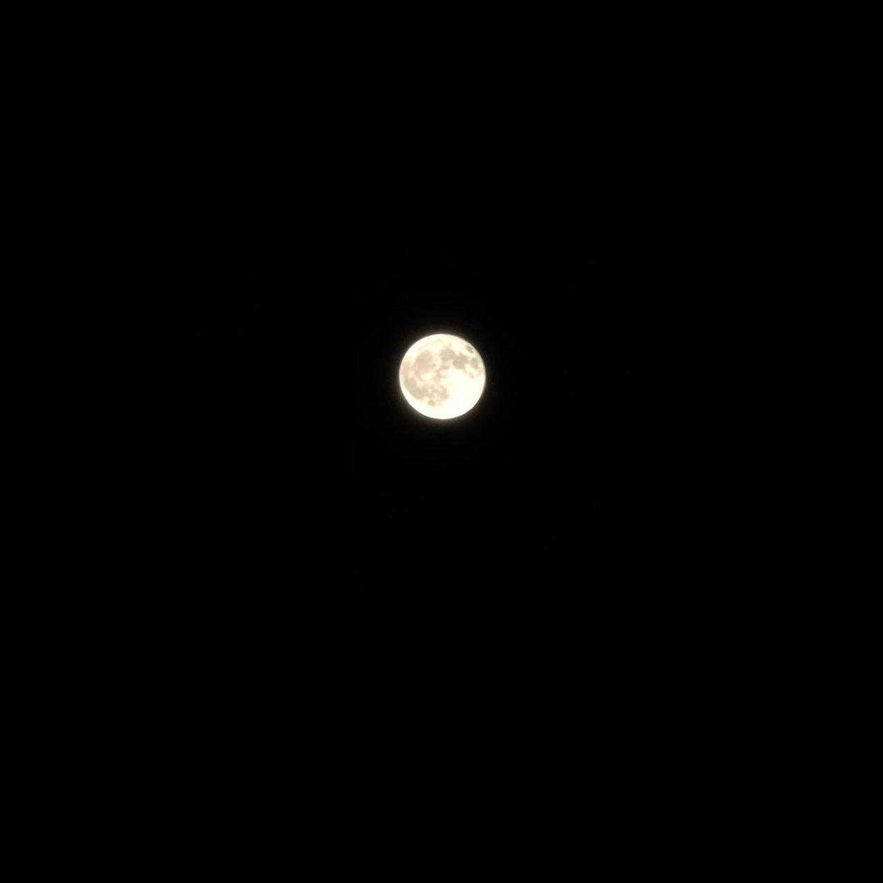 The Moon over San Francisco, United States — full moon, Lunar Day 17