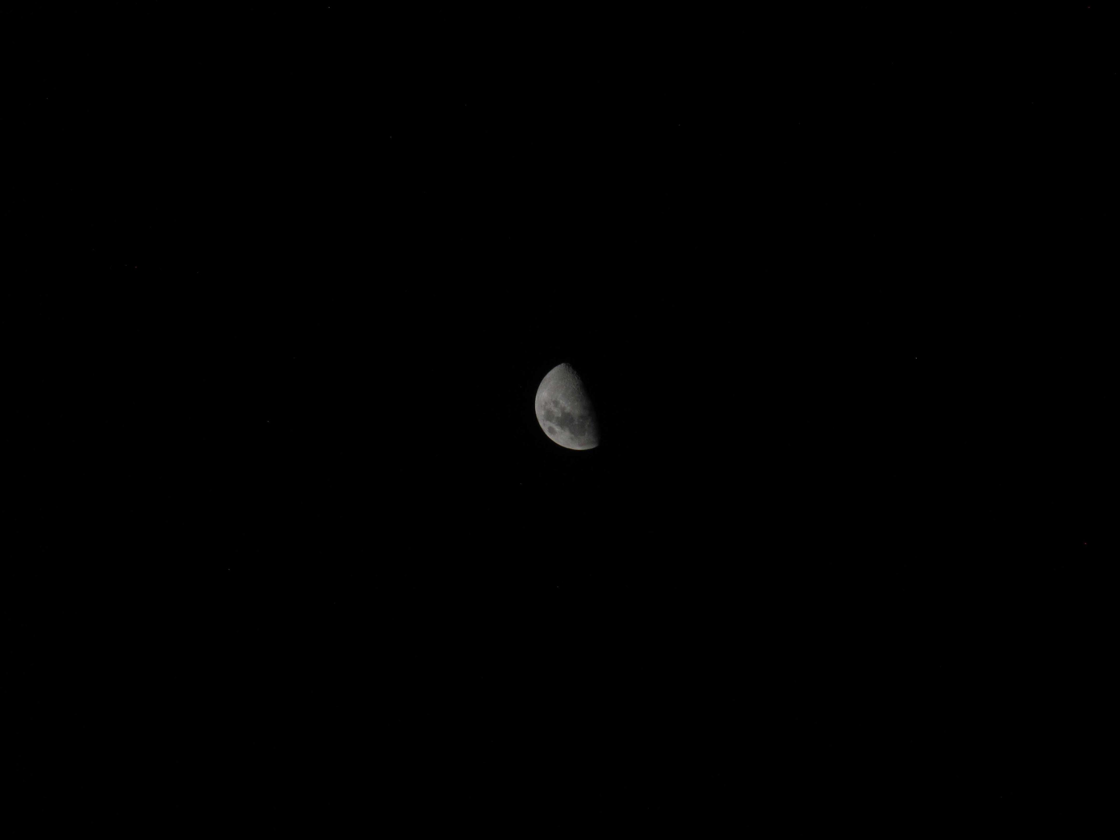 The Moon over Bogotá, Colombia — first quarter, Lunar Day 9