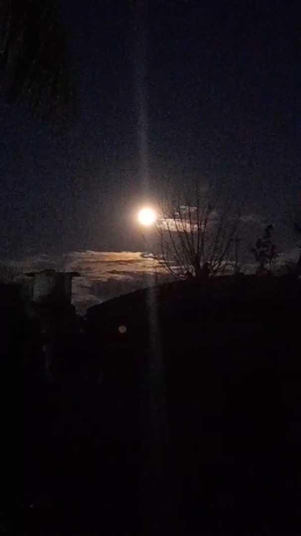 The Moon over Concepción del Uruguay, Argentina — full moon, Lunar Day 16