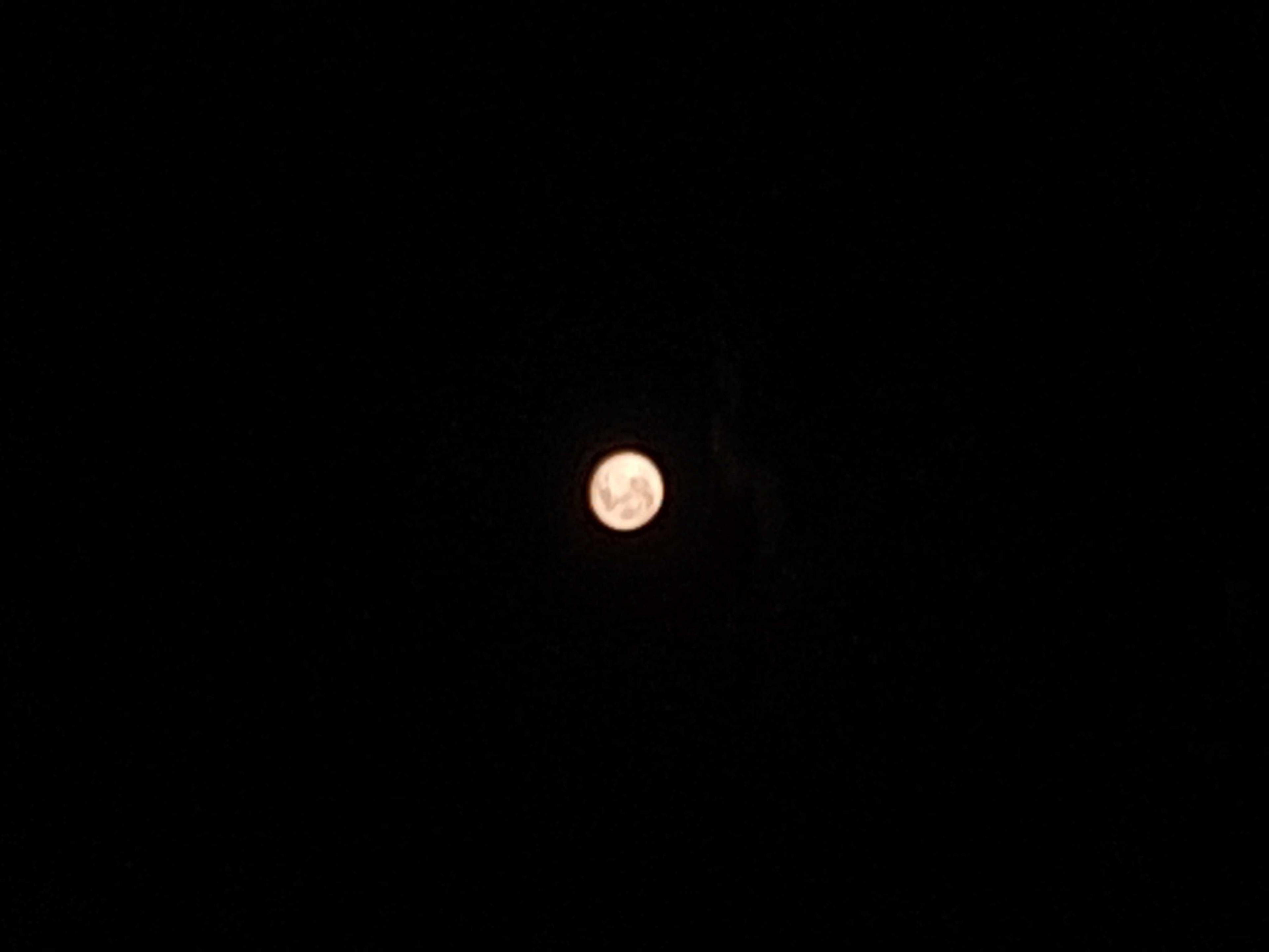 The Moon over Brasil — full moon, Lunar Day 18