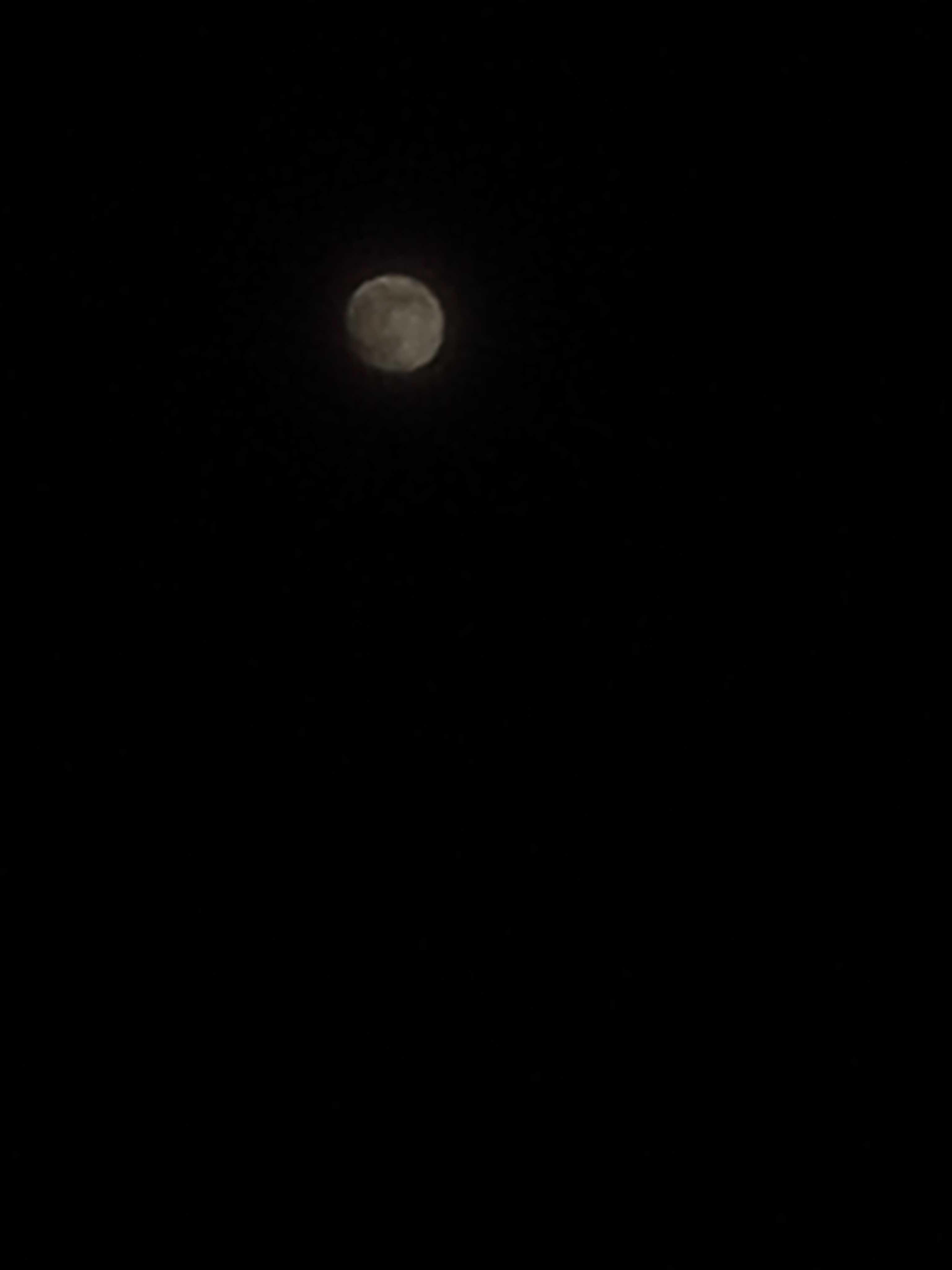 The Moon over Englewood, Stati Uniti — full moon, Lunar Day 16