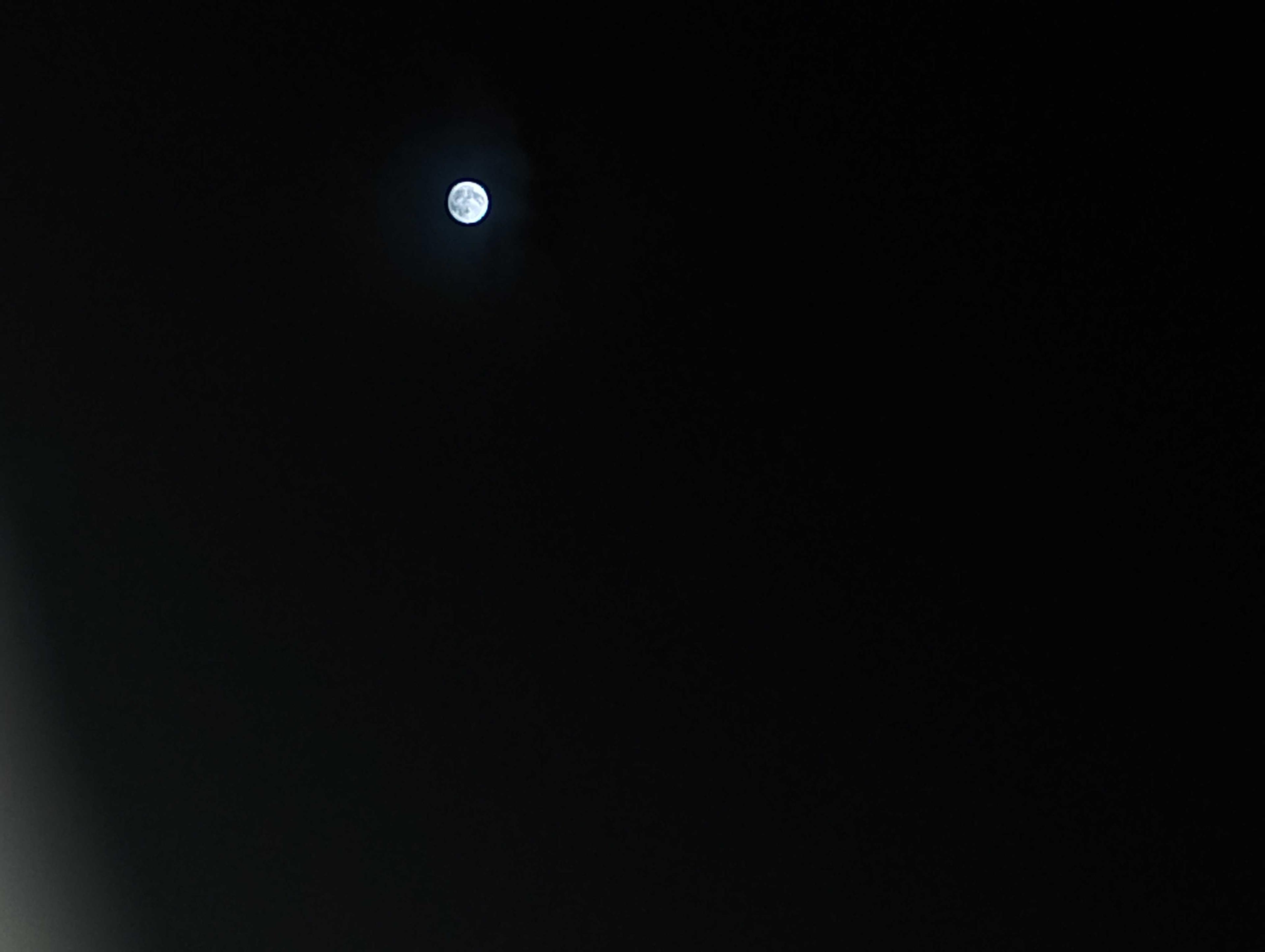 The Moon over Yautepec, México — full moon, Lunar Day 15