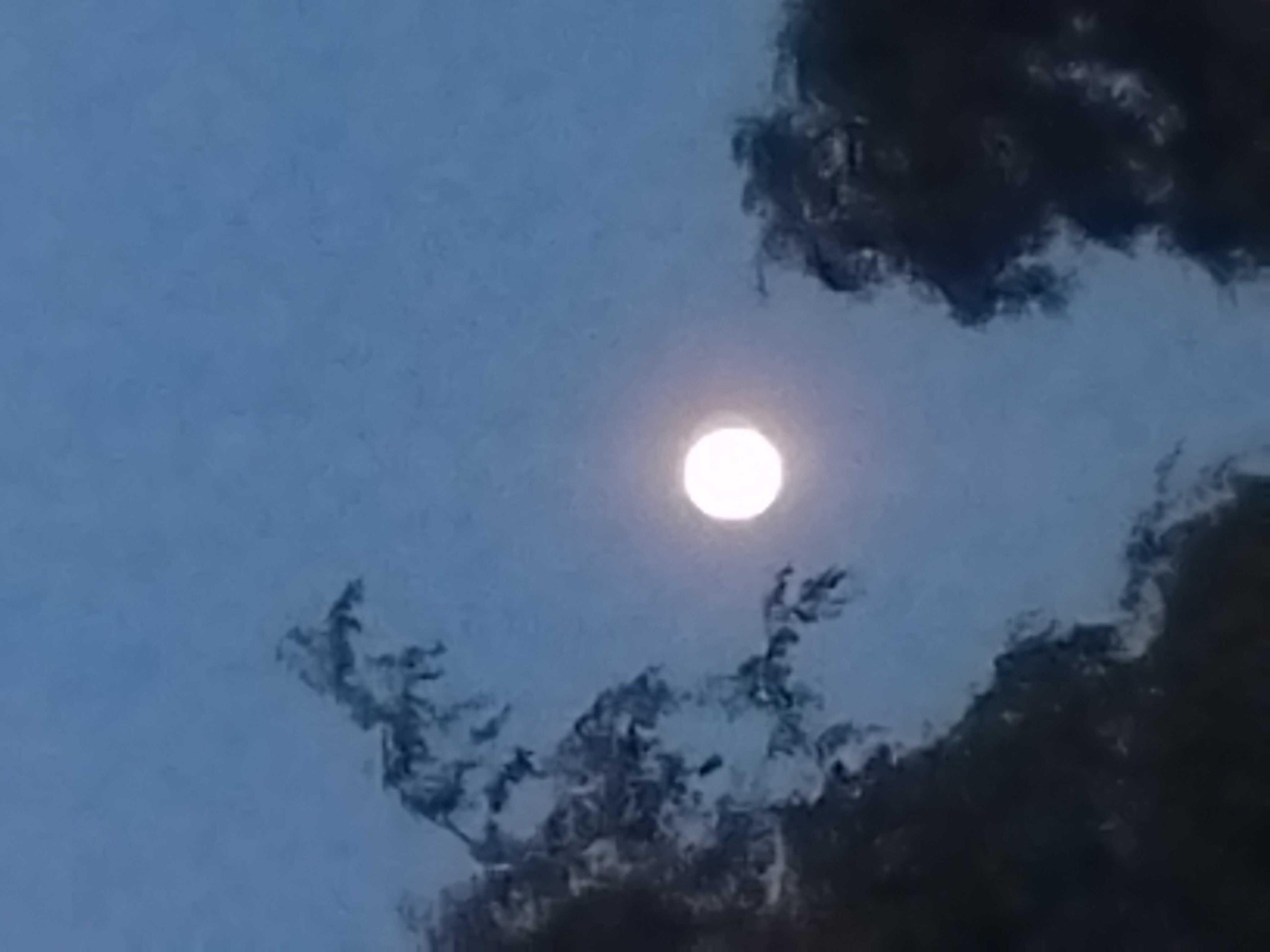 The Moon over United Kingdom — waxing gibbous, Lunar Day 11
