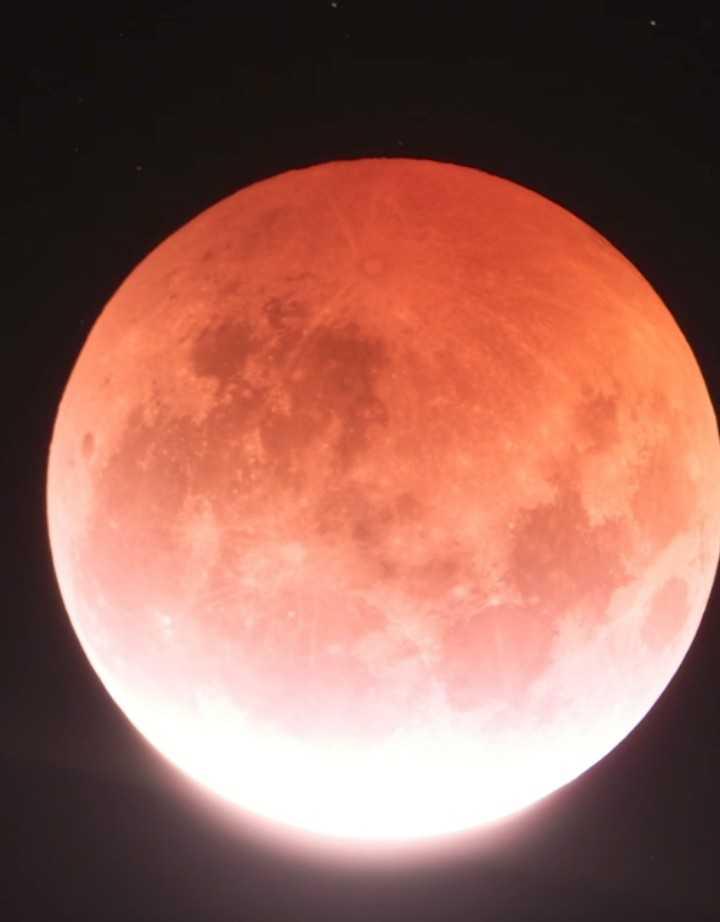 The Moon over Brasil — full moon, Lunar Day 16