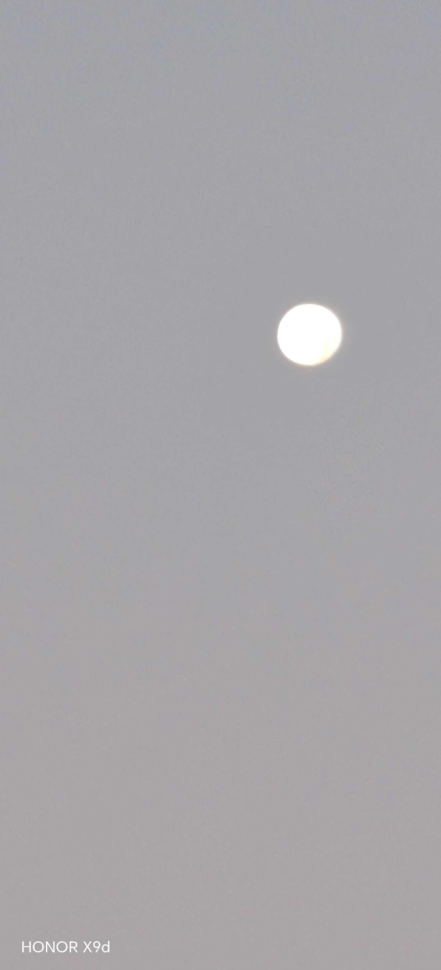 The Moon over Минск, Беларусь — first quarter, Lunar Day 10