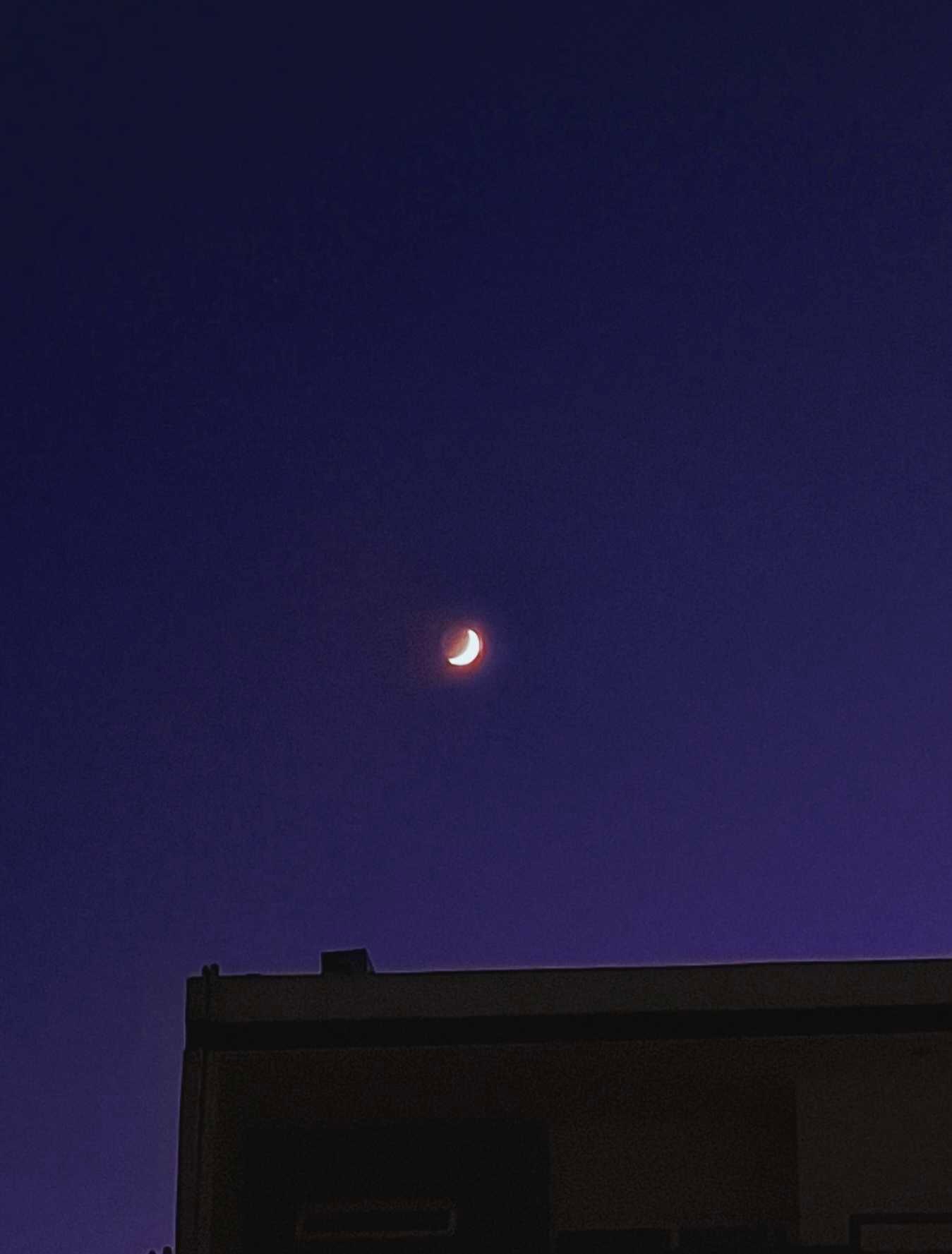 The Moon over Zapopan, México — waxing crescent, Lunar Day 5