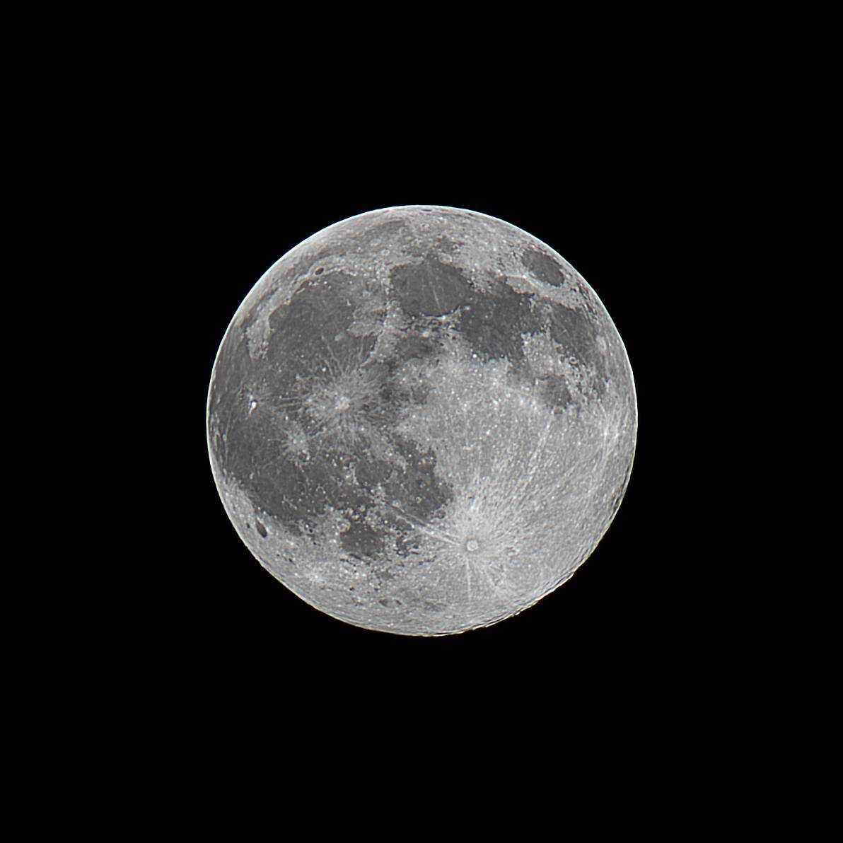 The Moon over Englewood, United States — full moon, Lunar Day 16