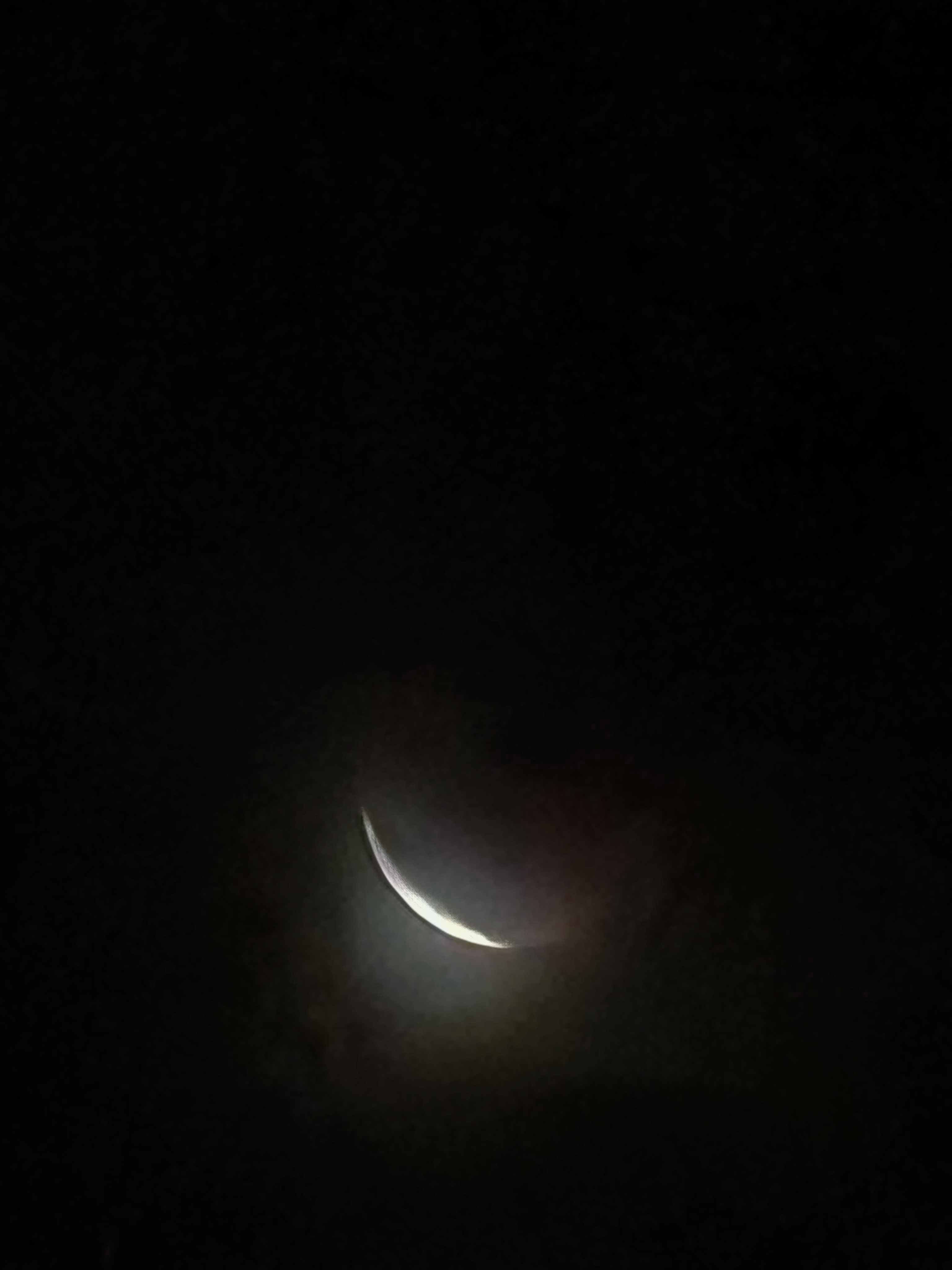 The Moon over Bale, Kroatien — full moon, Lunar Day 16