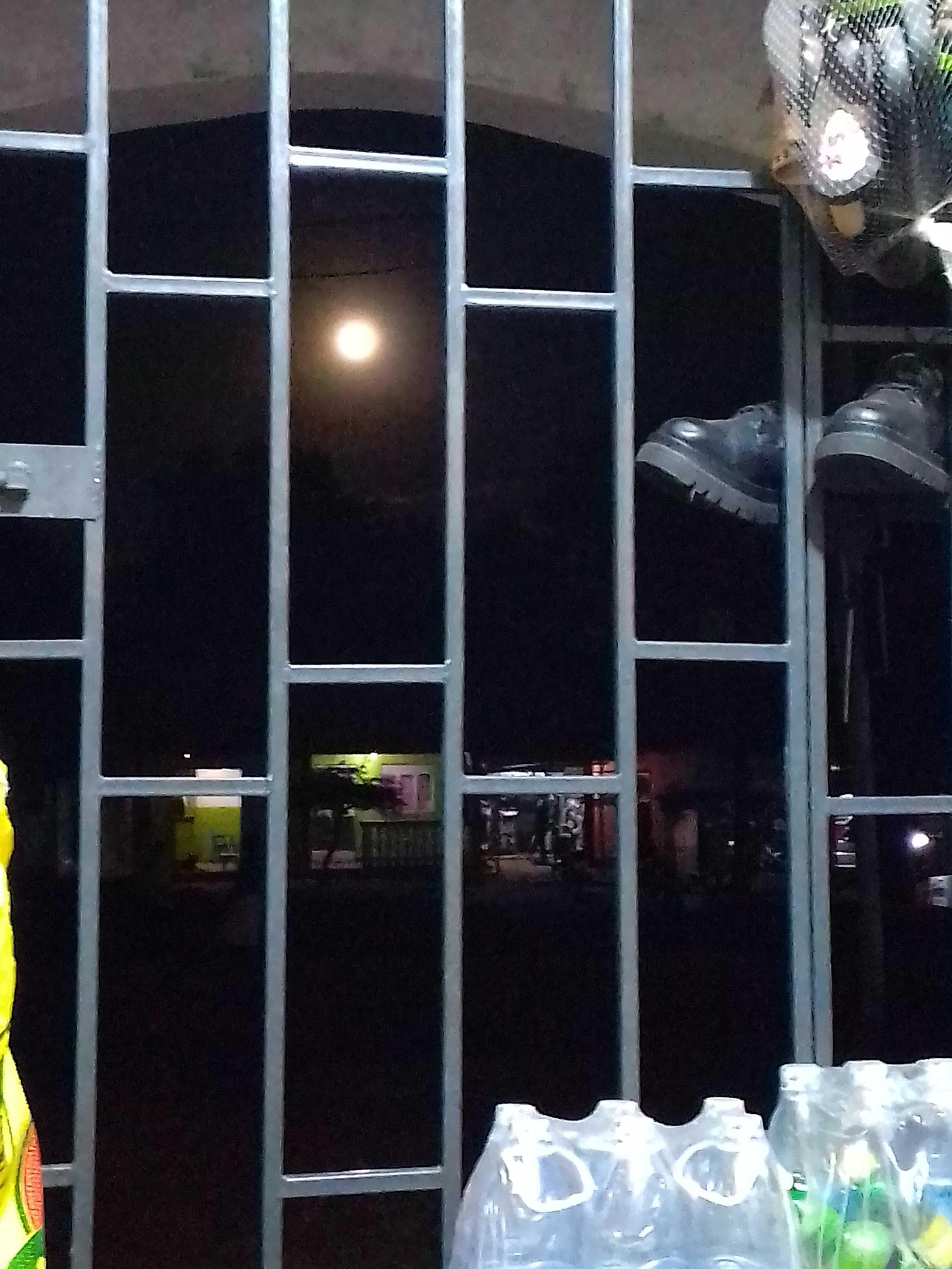 The Moon over Kasaayi, Uganda — full moon, Lunar Day 17
