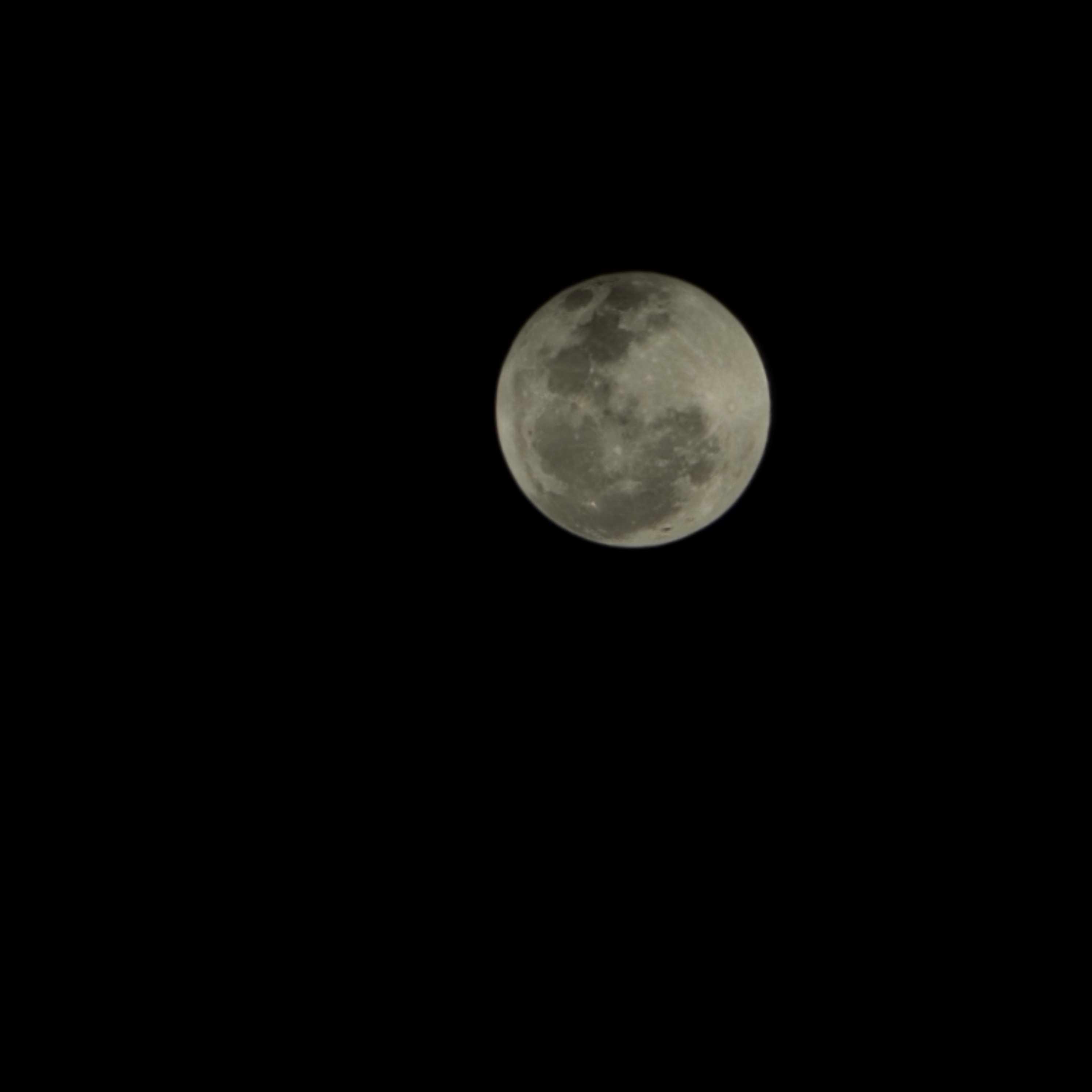 The Moon over Hamburg, Germany — full moon, Lunar Day 16