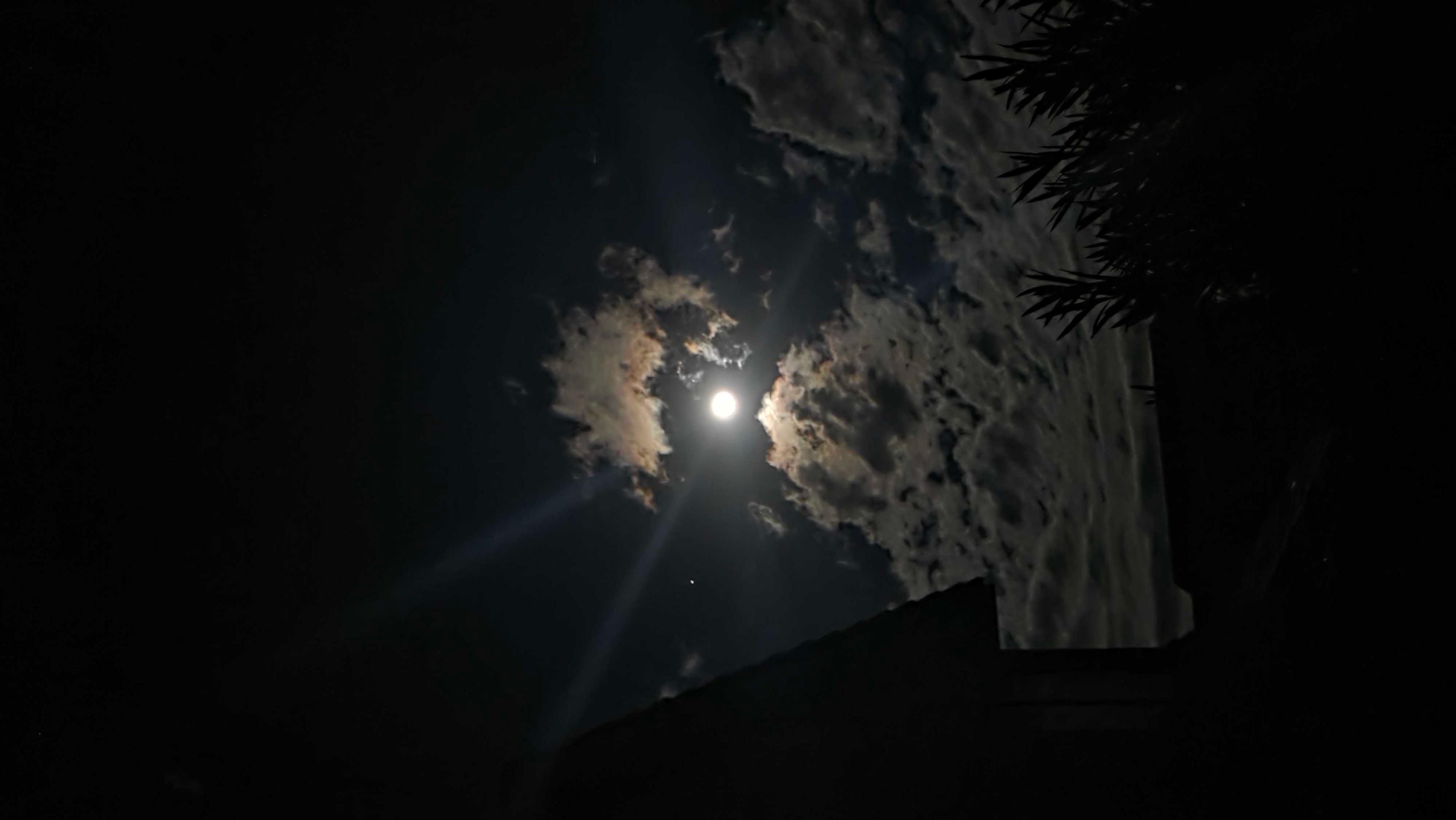 The Moon over Tucson, United States — waxing gibbous, Lunar Day 14
