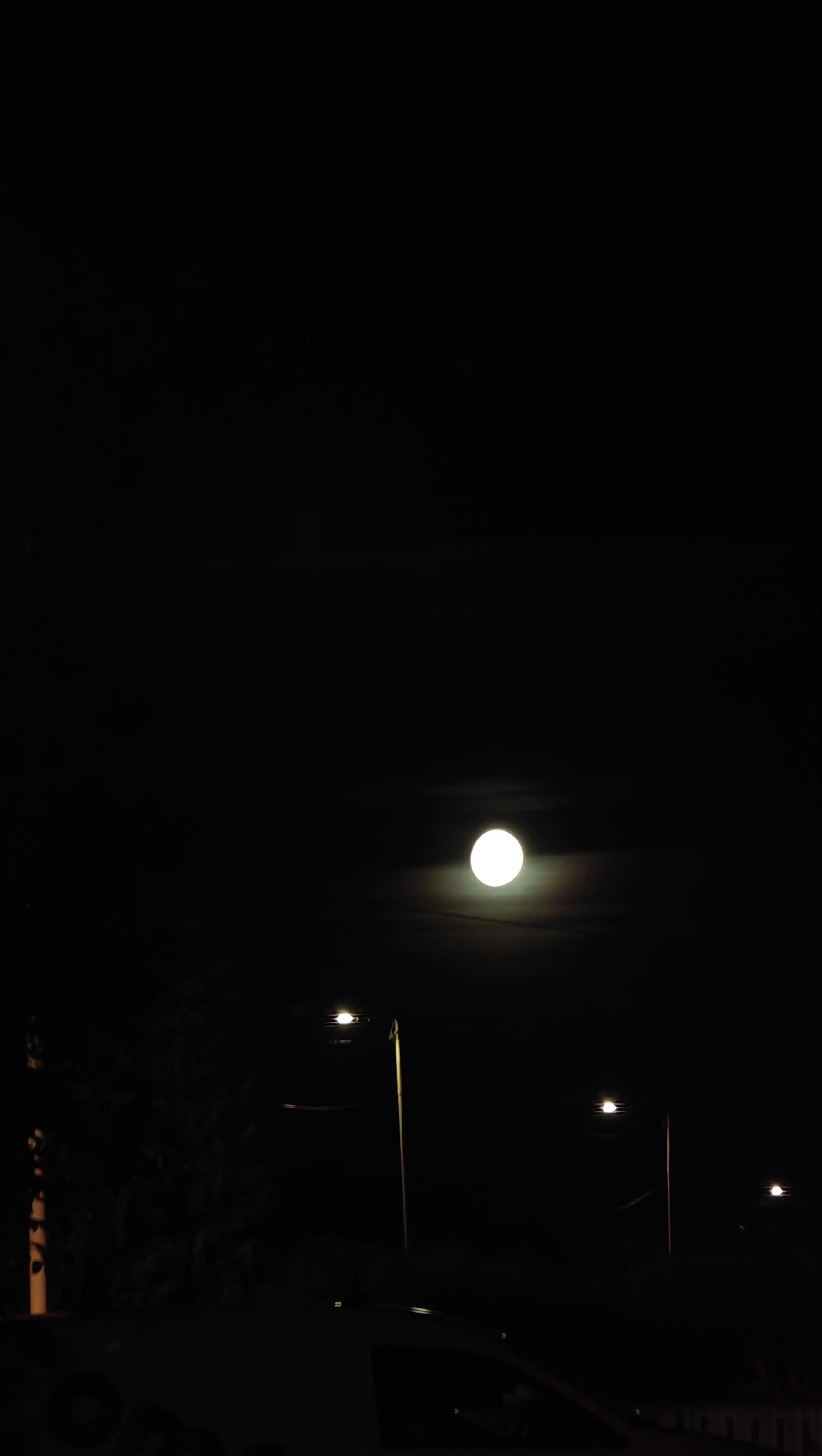 The Moon over Norway — waxing gibbous, Lunar Day 14