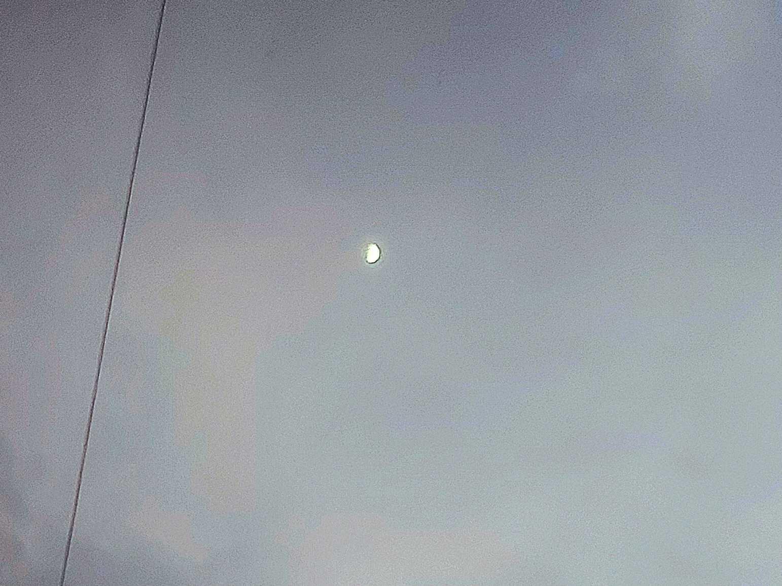 The Moon over Zapopan, México — first quarter, Lunar Day 9