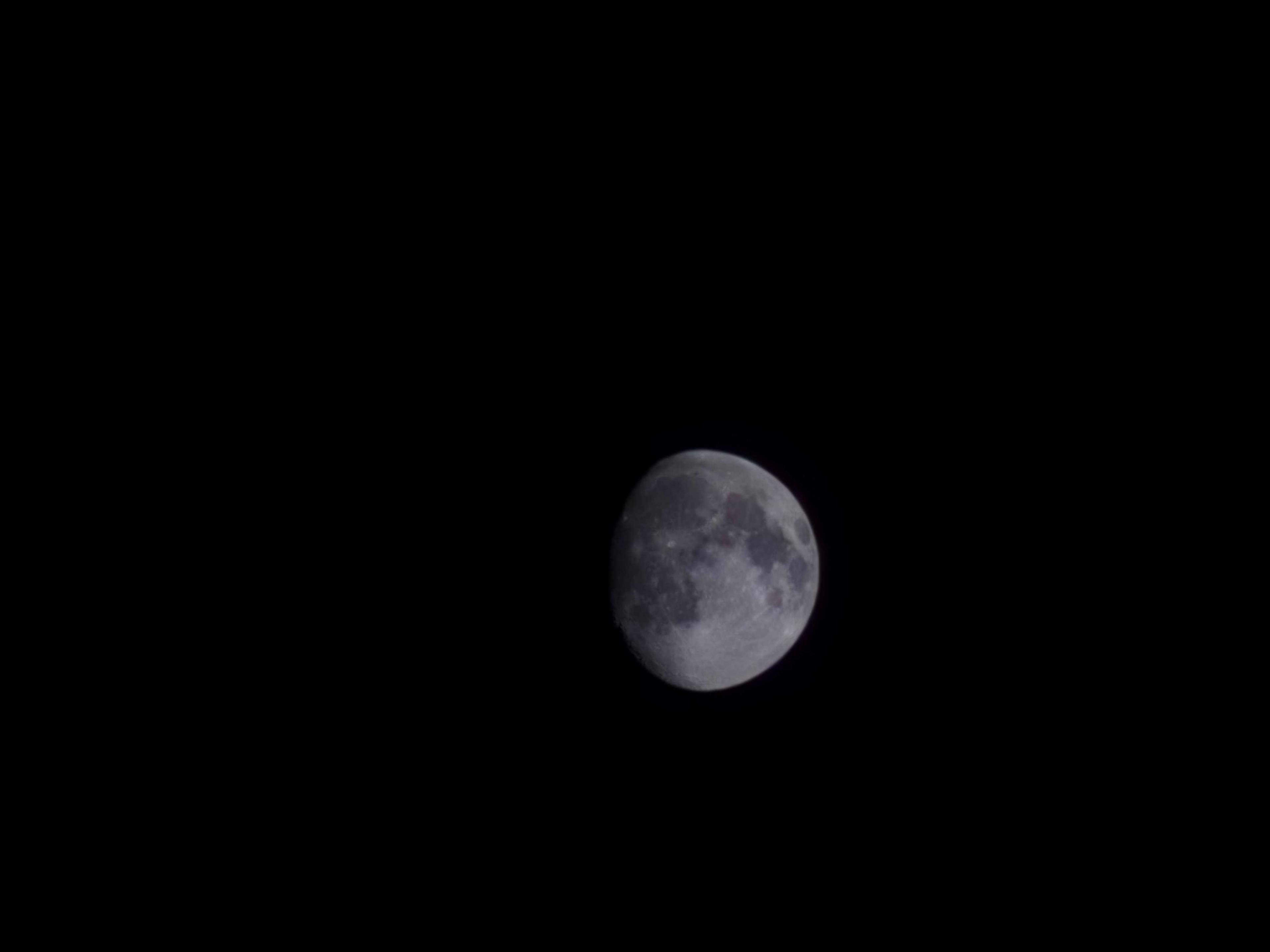 The Moon over Tequisistlán, México — waxing gibbous, Lunar Day 13