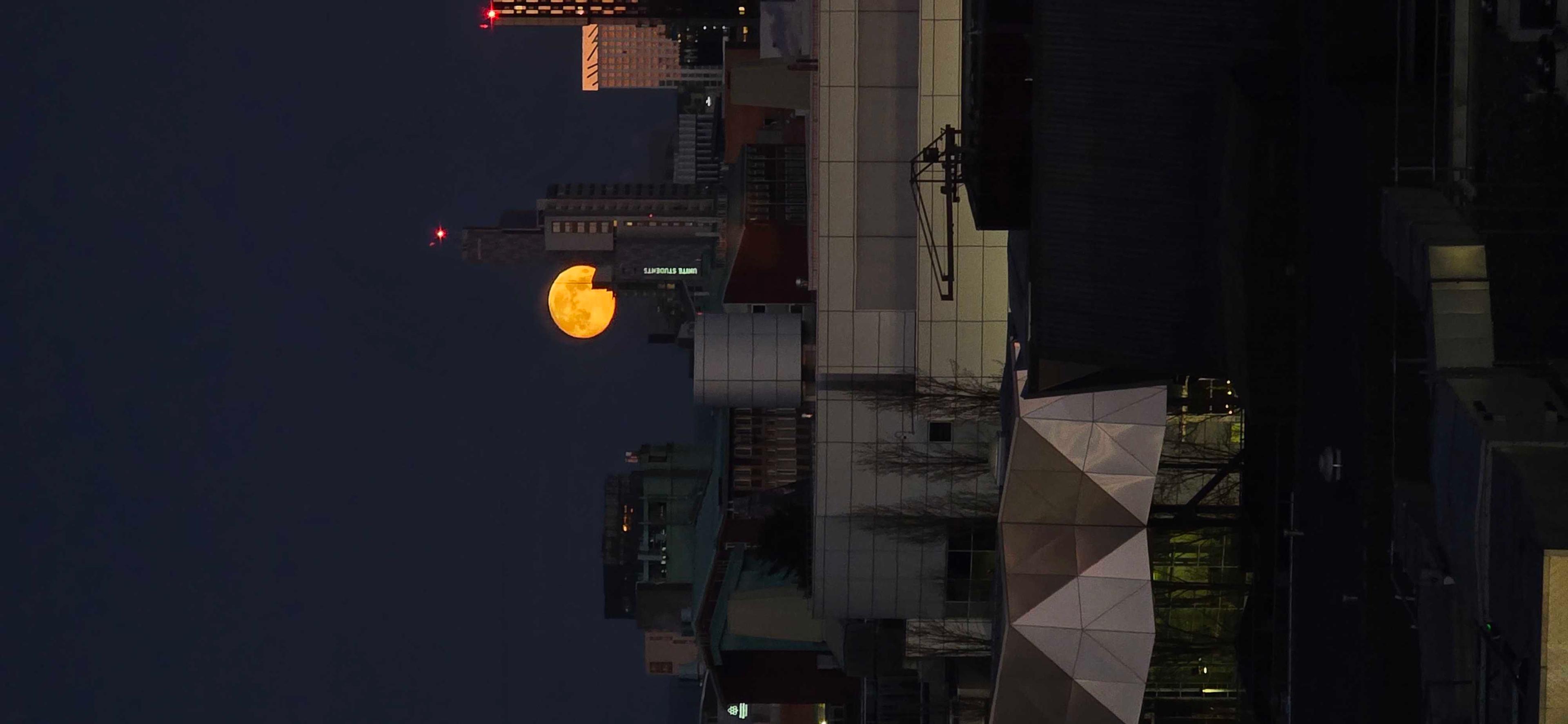The Moon over United Kingdom — full moon, Lunar Day 14