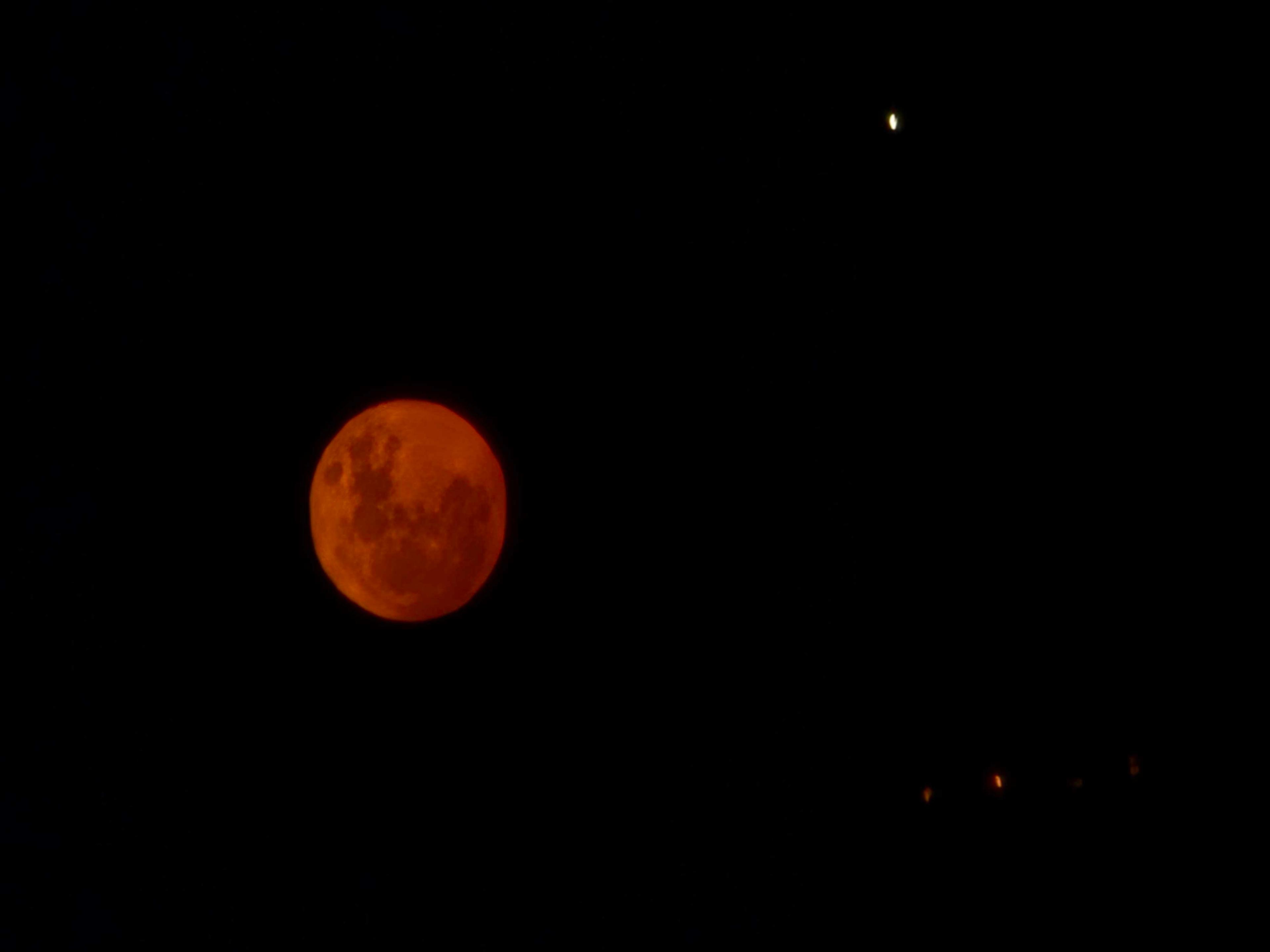 The Moon over Breda, Holandia — full moon, Lunar Day 14