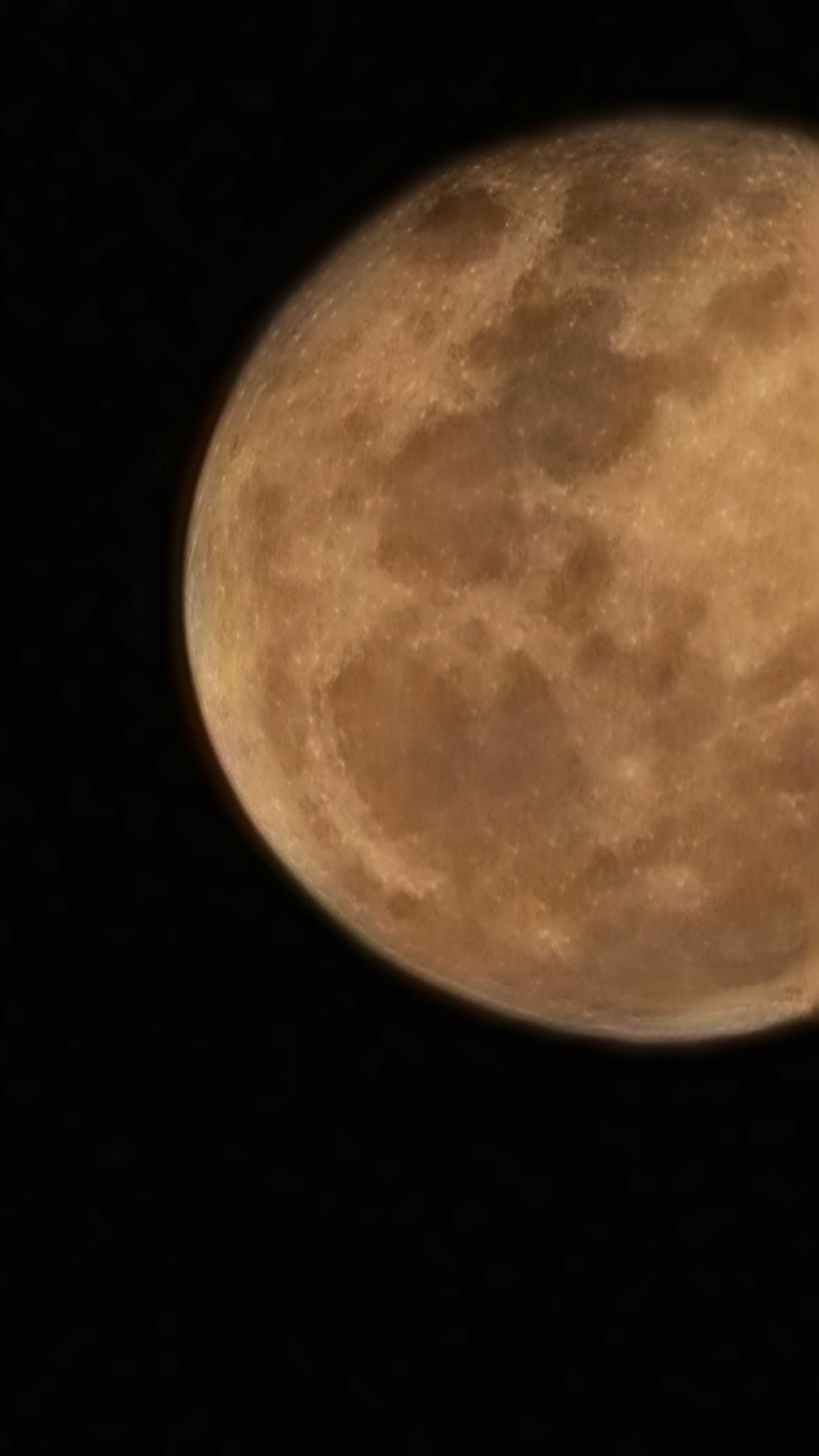 The Moon over San Isidro de El General, Costa Rica — full moon, Lunar Day 16