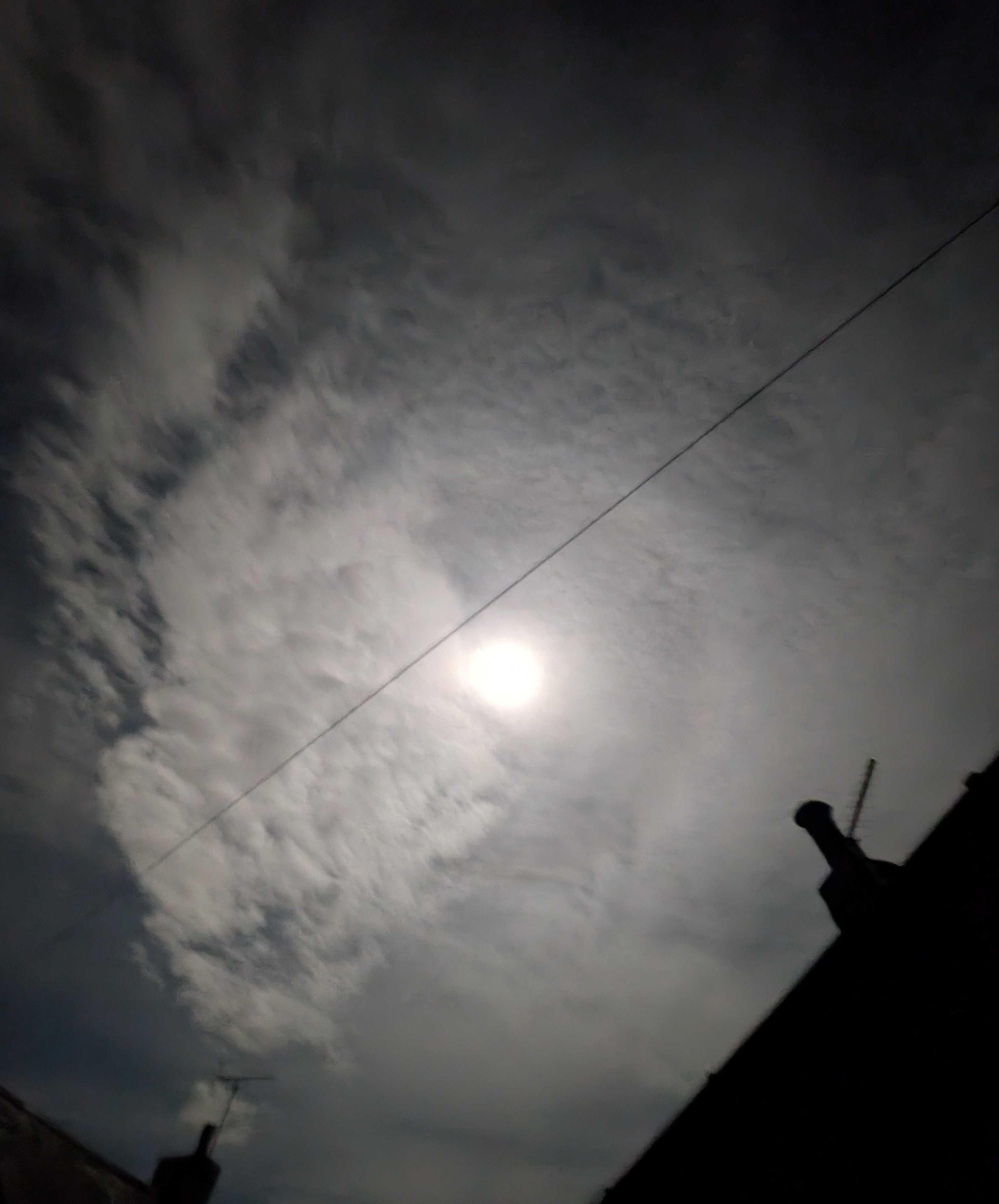 The Moon over United Kingdom — full moon, Lunar Day 17