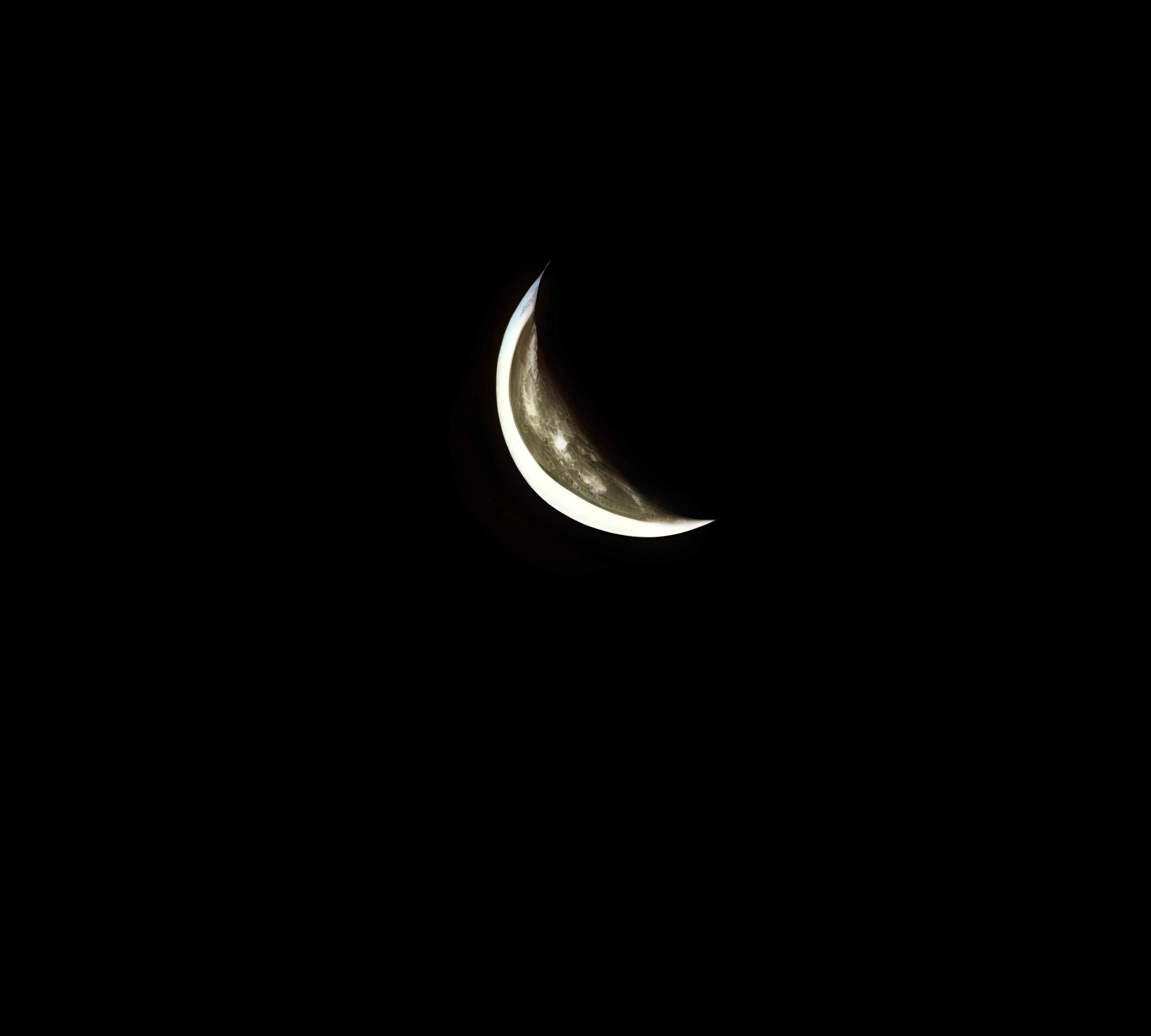 The Moon over Daramdin, India — waning crescent, Lunar Day 24
