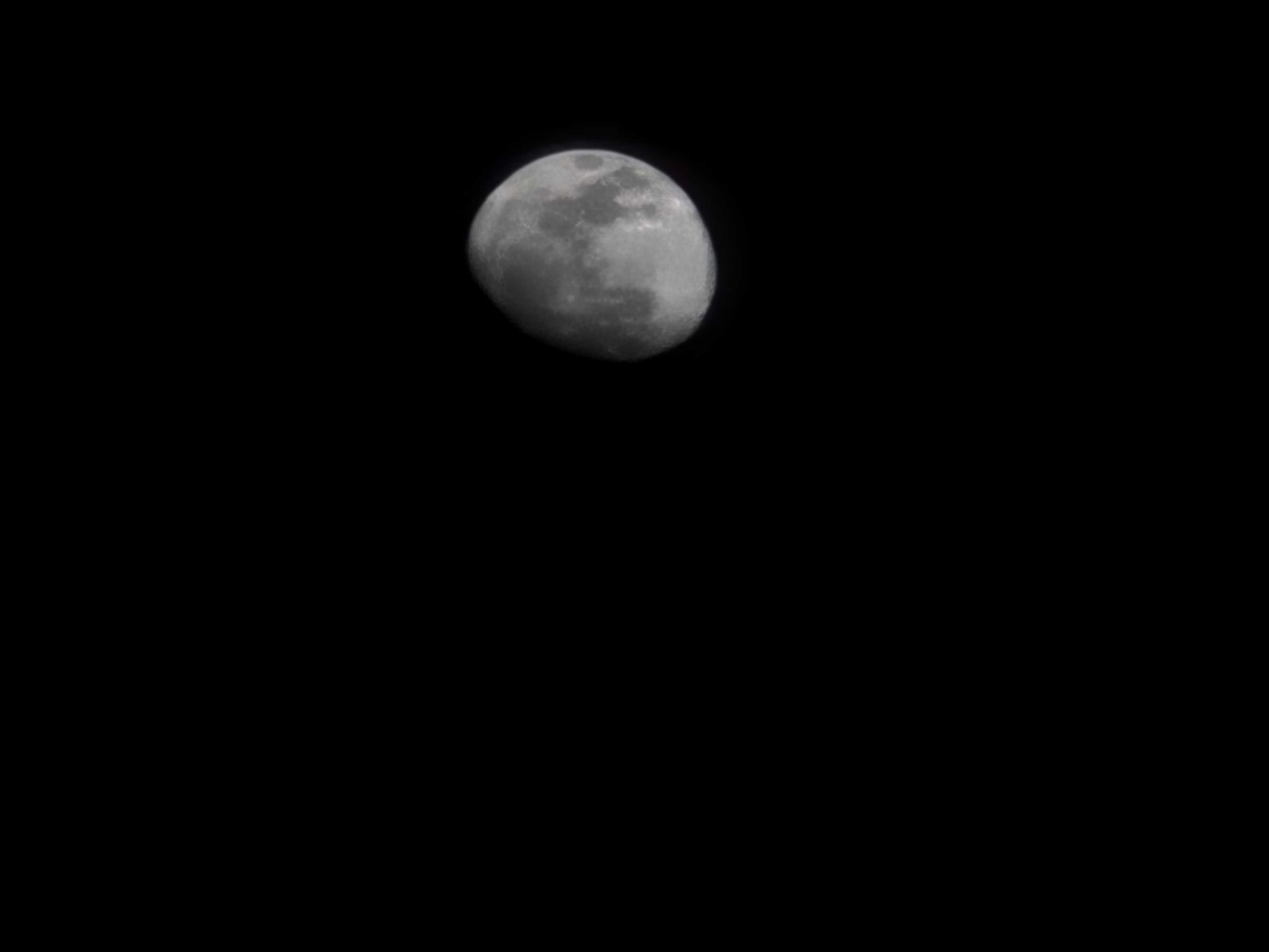 The Moon over Englewood, Estados Unidos — waxing gibbous, Lunar Day 13