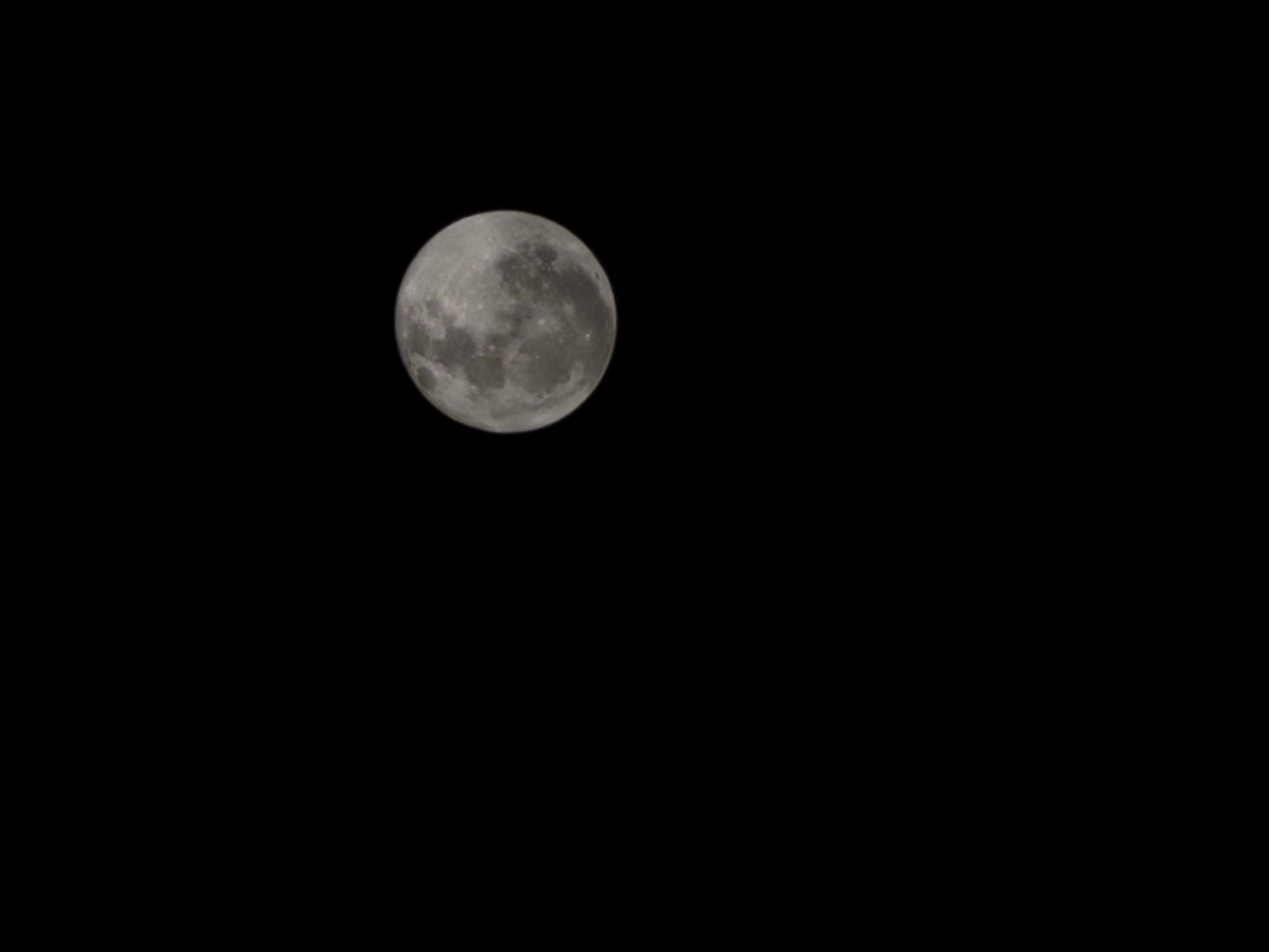 The Moon over Howick, South Africa — full moon, Lunar Day 17