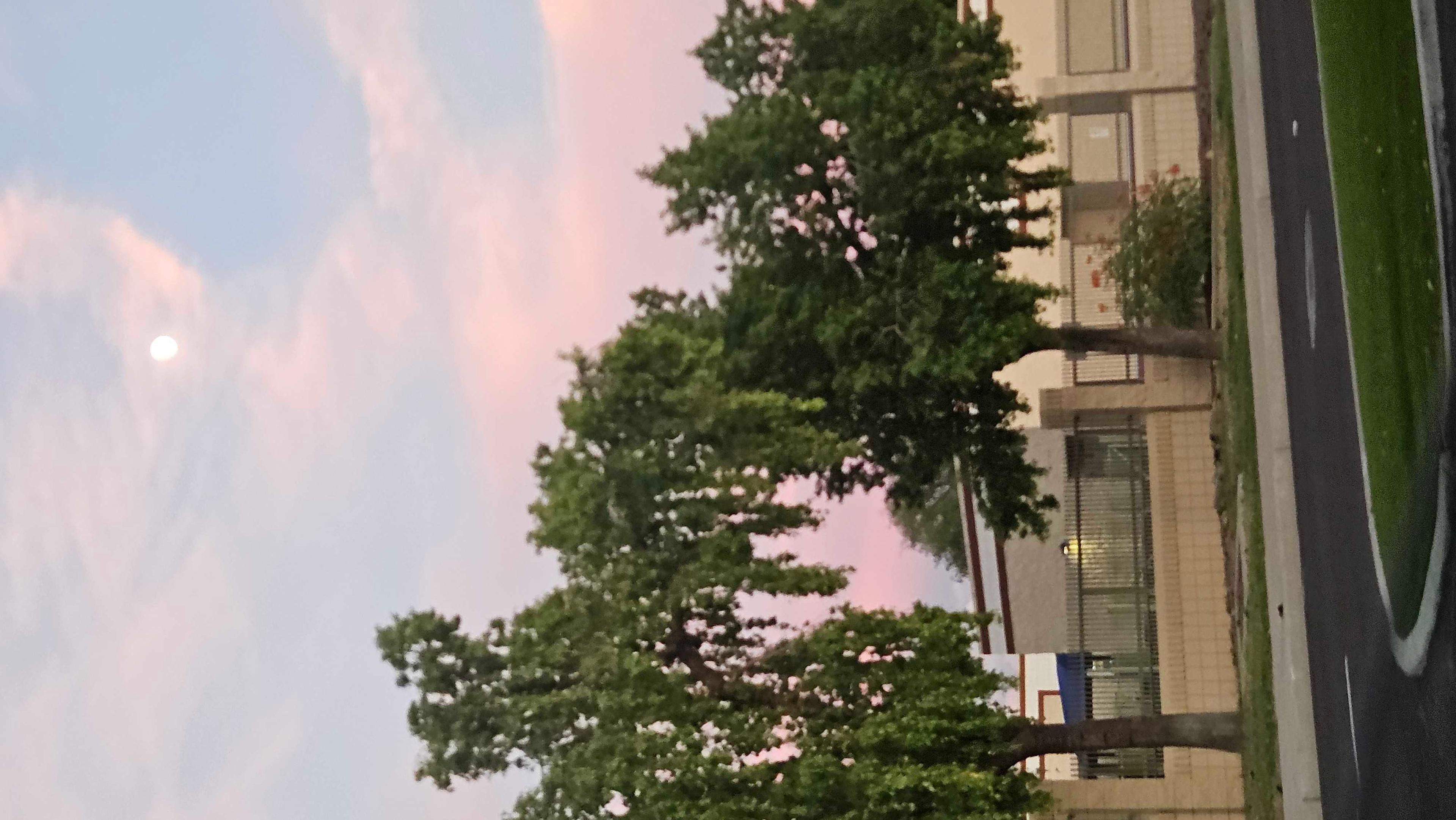 The Moon over Spring Valley, United States — waxing gibbous, Lunar Day 13