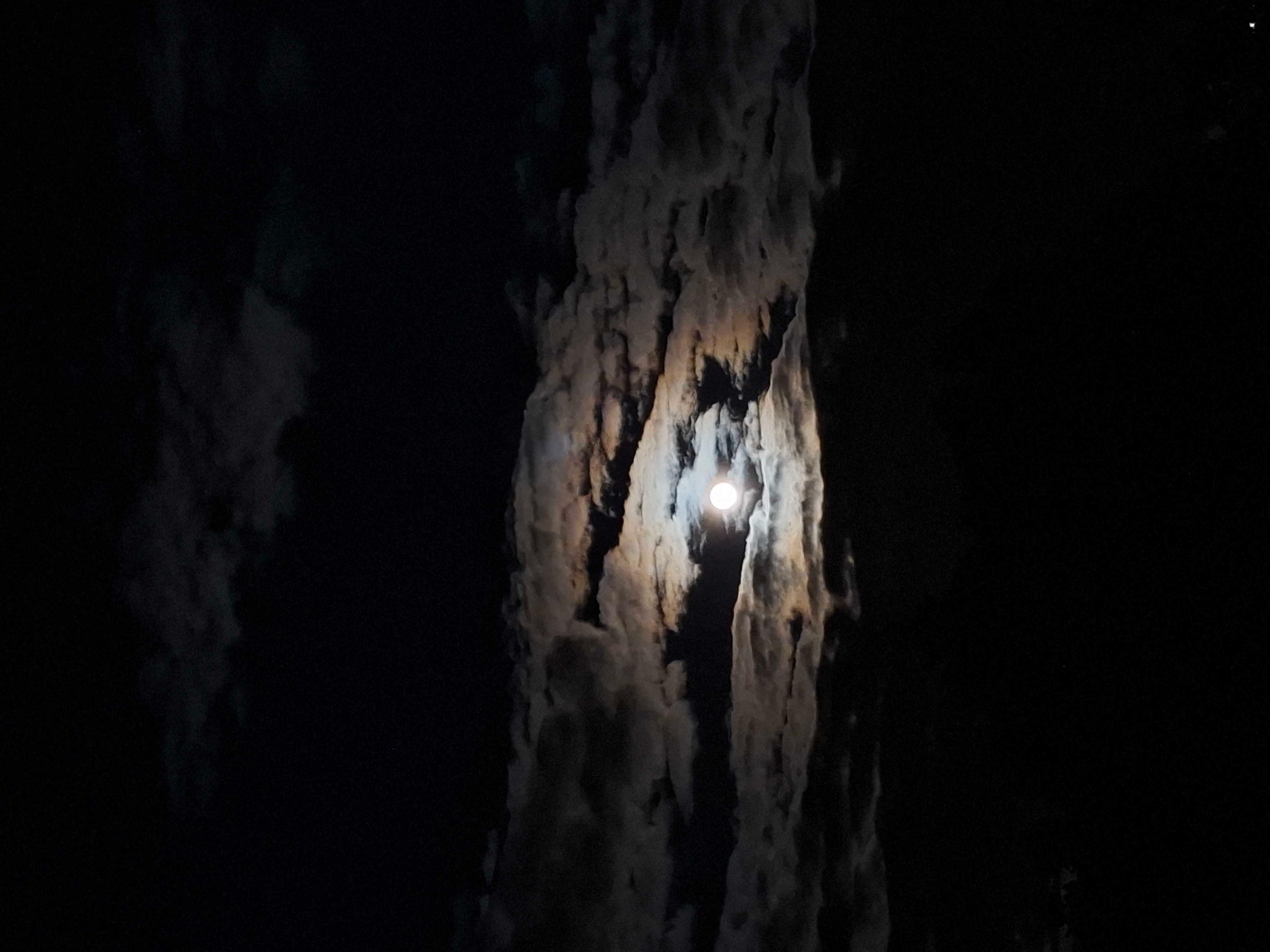 The Moon over Czechia — full moon, Lunar Day 17