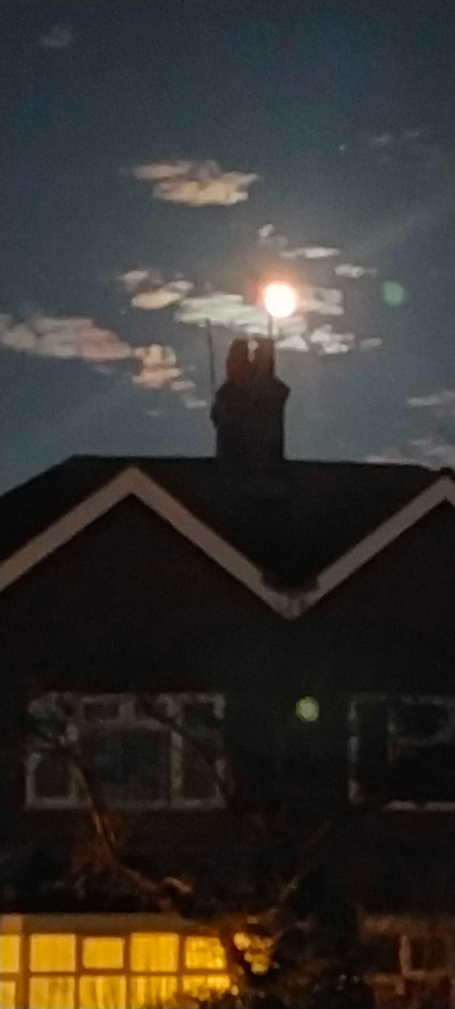 The Moon over United Kingdom — full moon, Lunar Day 14
