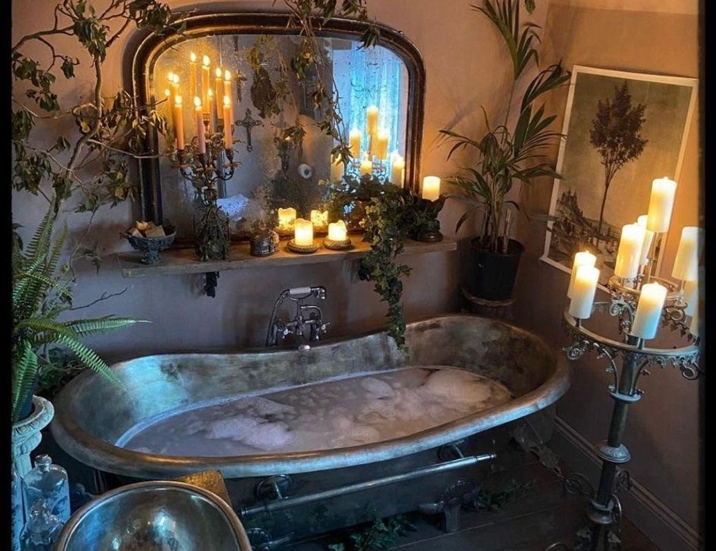 Aphrodite Bath, Reset, and Glamour Magic