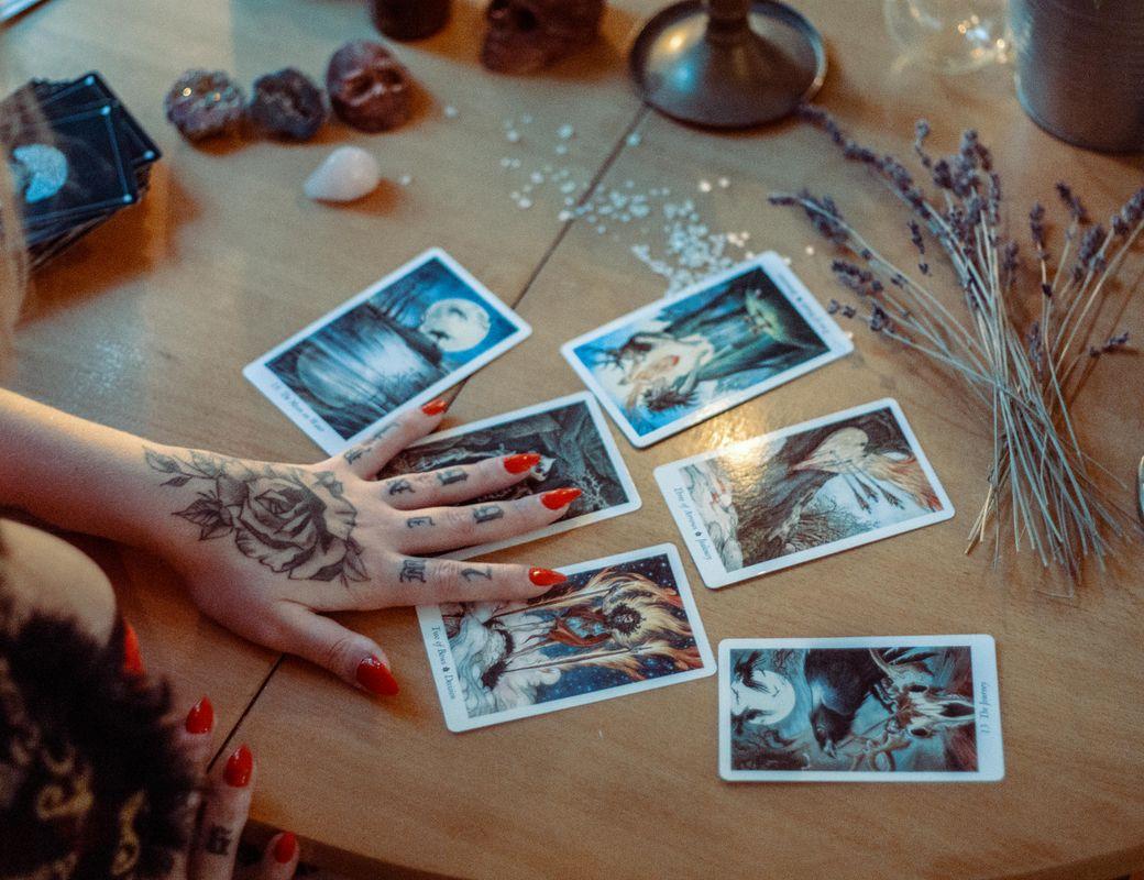 Illustration for Between Magic and Mind… and the discovery of Who You Are through the Tarot