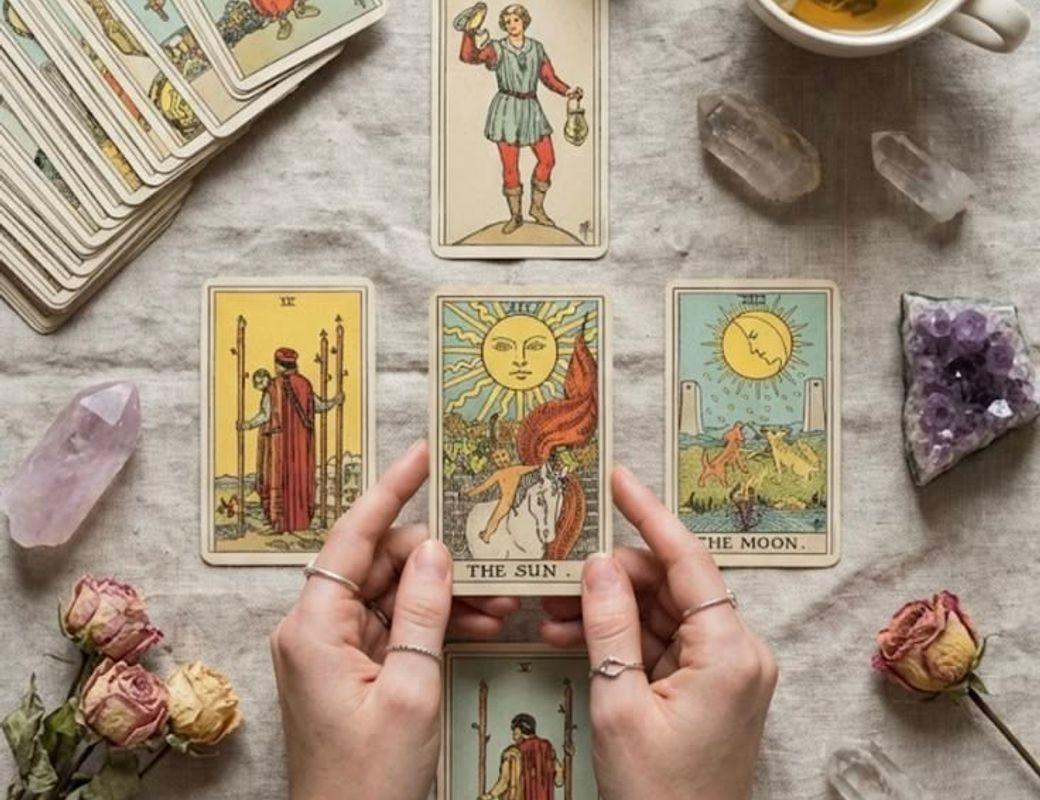 How to Interpret Your Own Tarot Questions