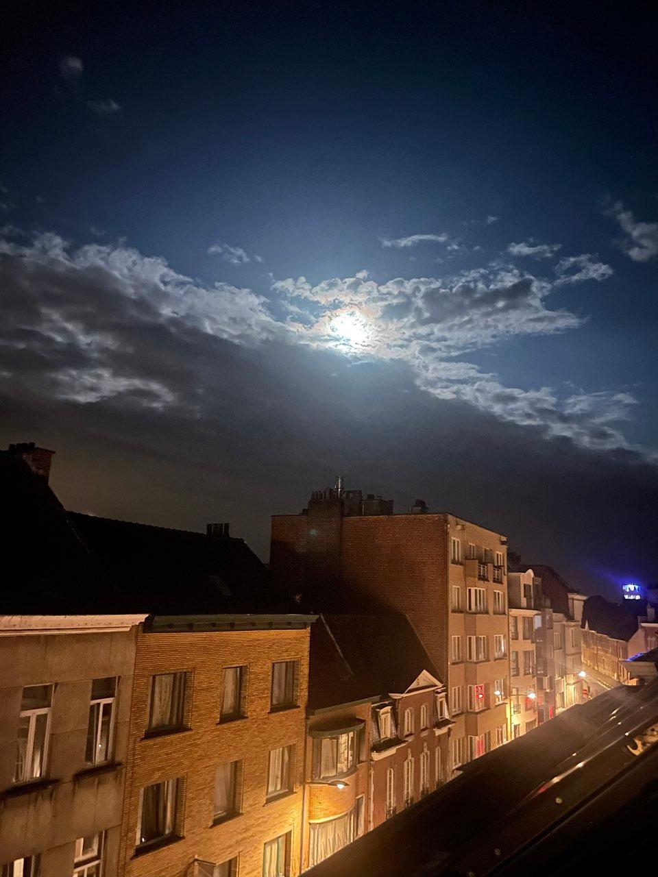 The Moon over Aalst, België — full moon, Lunar Day 15
