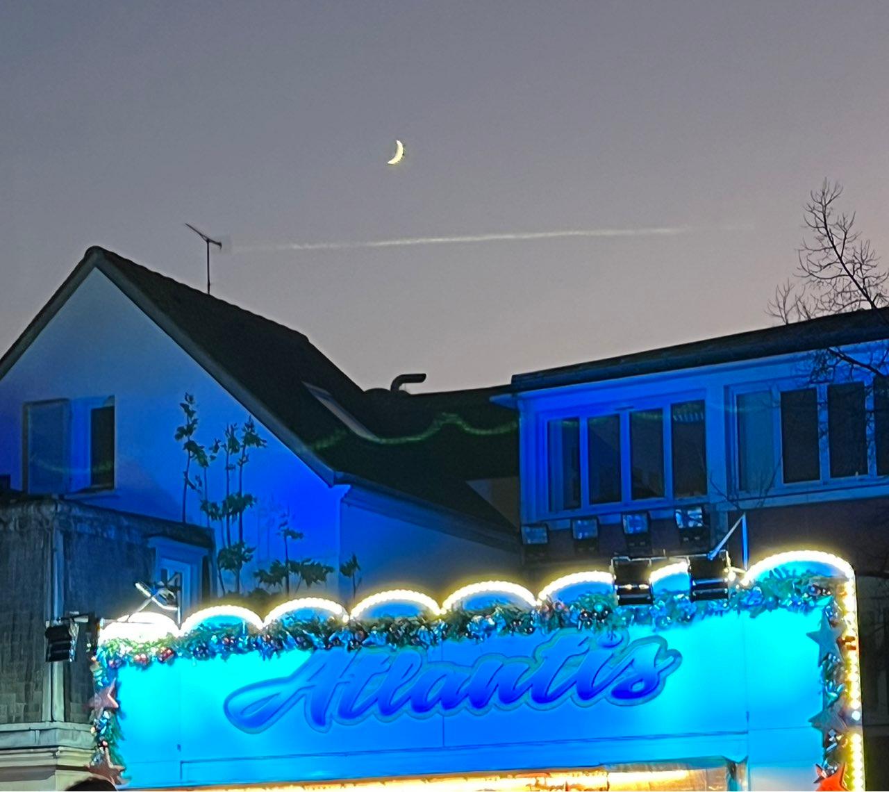 The Moon over Suresnes, France — waxing crescent, Lunar Day 5