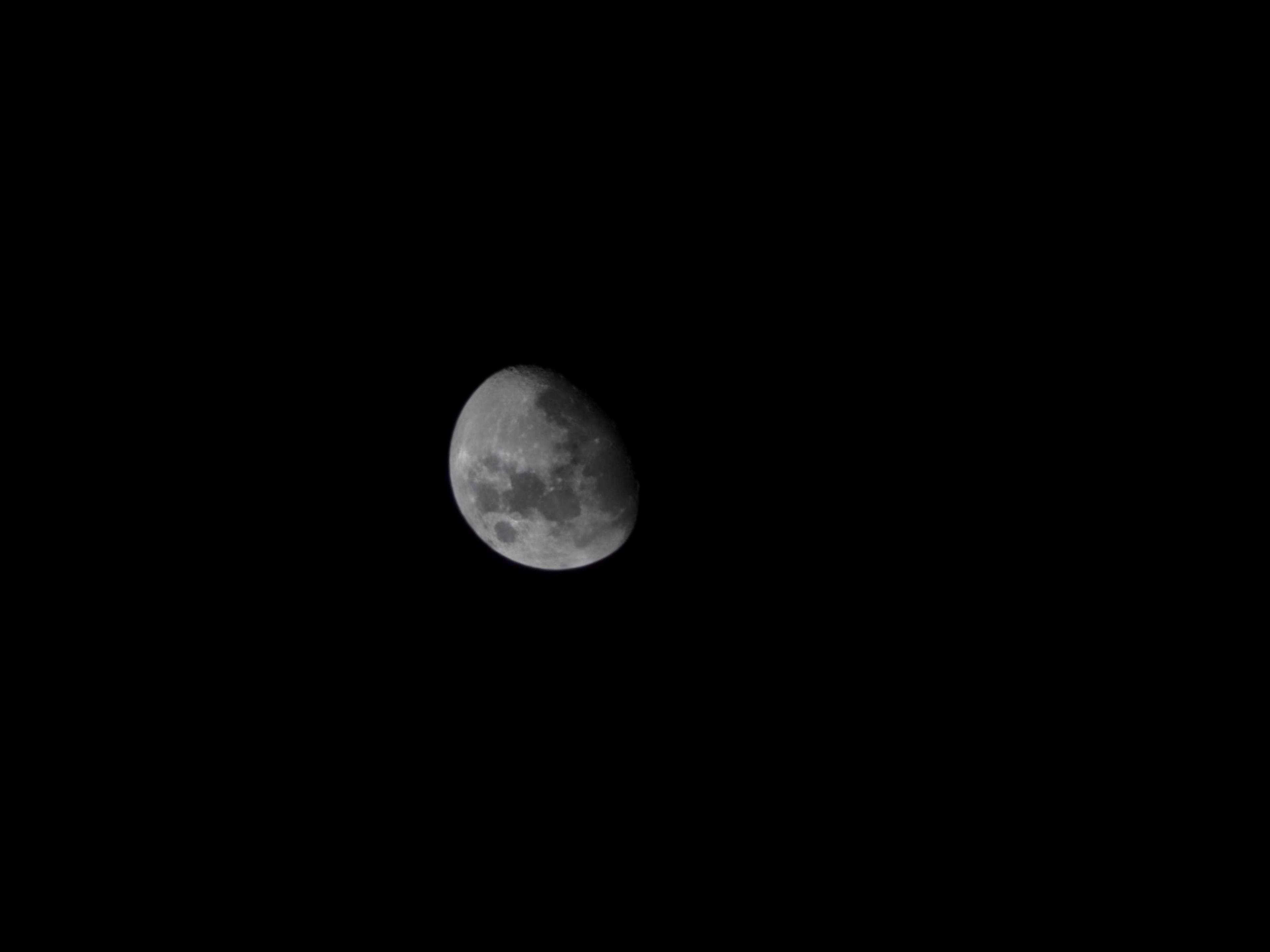 The Moon over Howick, South Africa — waxing gibbous, Lunar Day 12