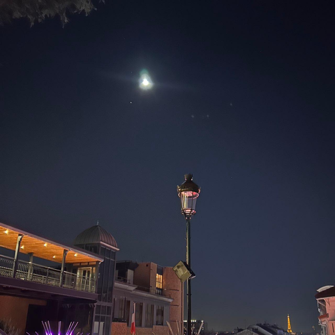 The Moon over Paris, France — full moon, Lunar Day 15