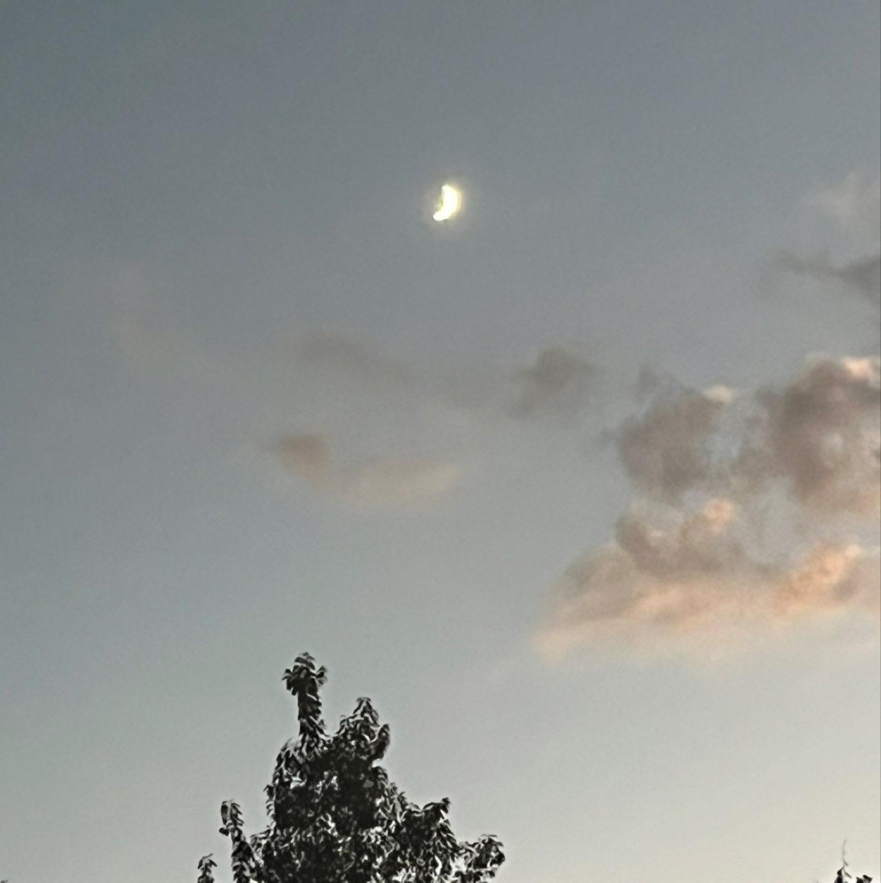 The Moon over Lake Butler, United States — waxing crescent, Lunar Day 6