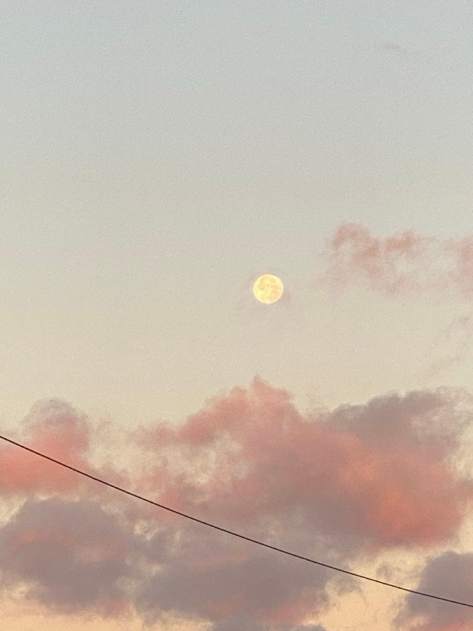 The Moon over Alès, France — full moon, Lunar Day 15