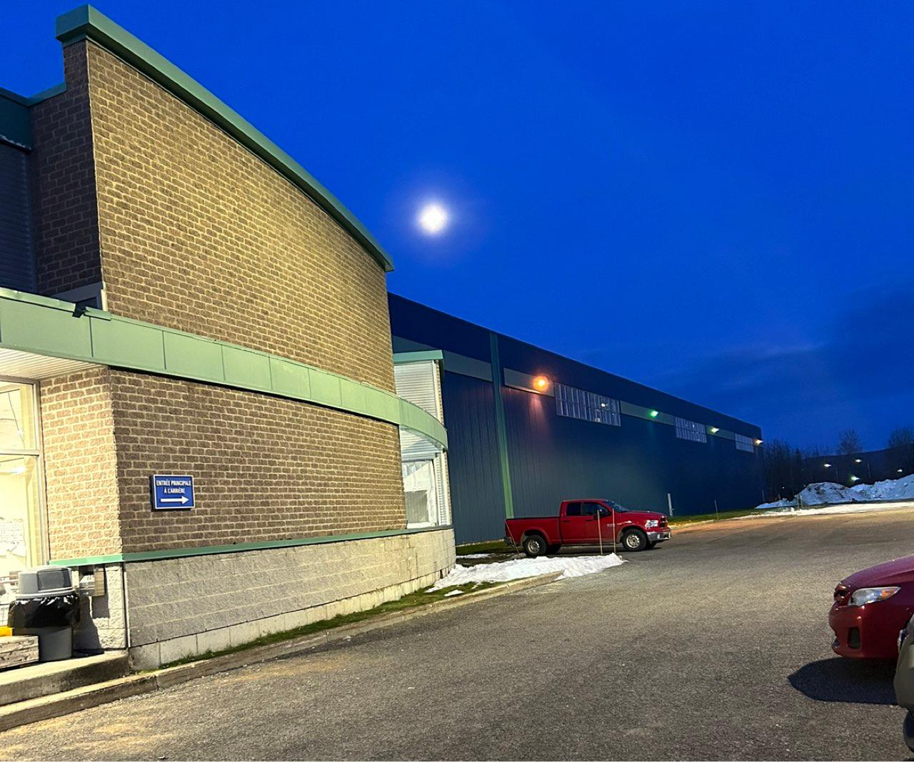 The Moon over Cap-Santé, Canada — waning gibbous, Lunar Day 18