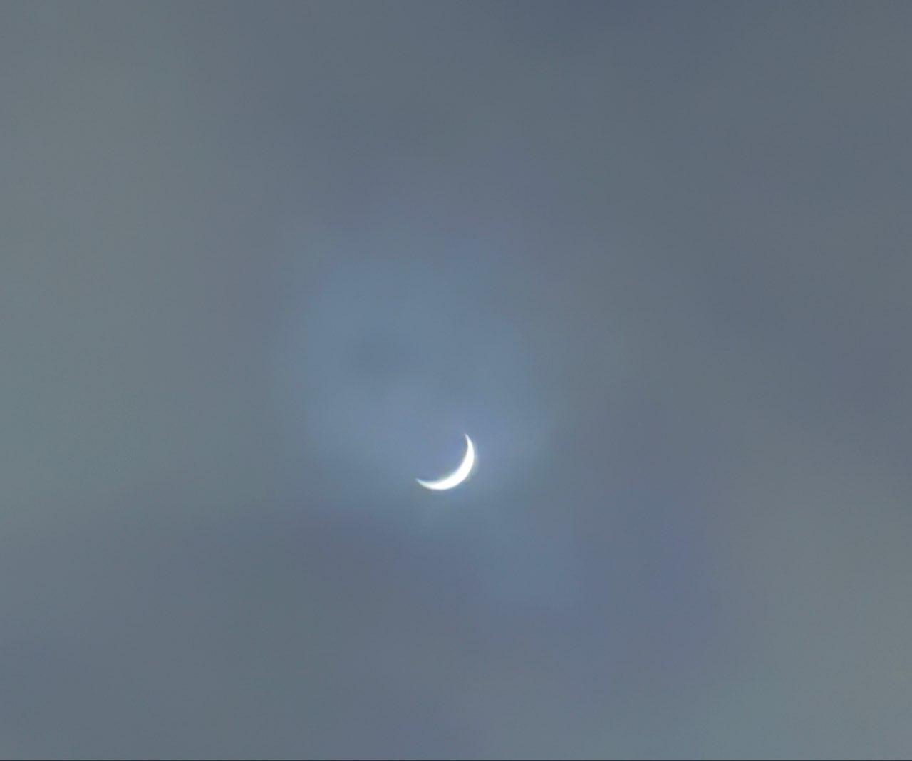 The Moon over Dagenham, United Kingdom — waxing crescent, Lunar Day 5