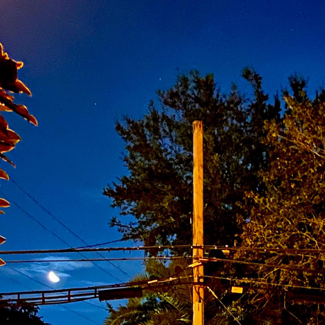 The Moon over Lake Charles, United States — last quarter, Lunar Day 24
