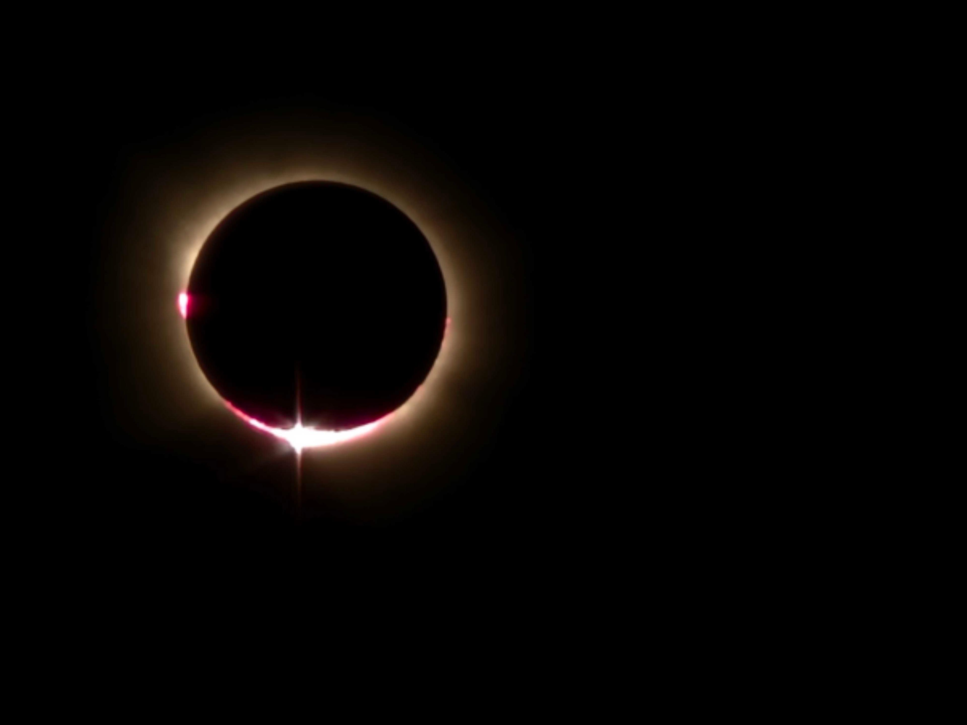 The Moon over Valencia, España — new moon, Lunar Day 1