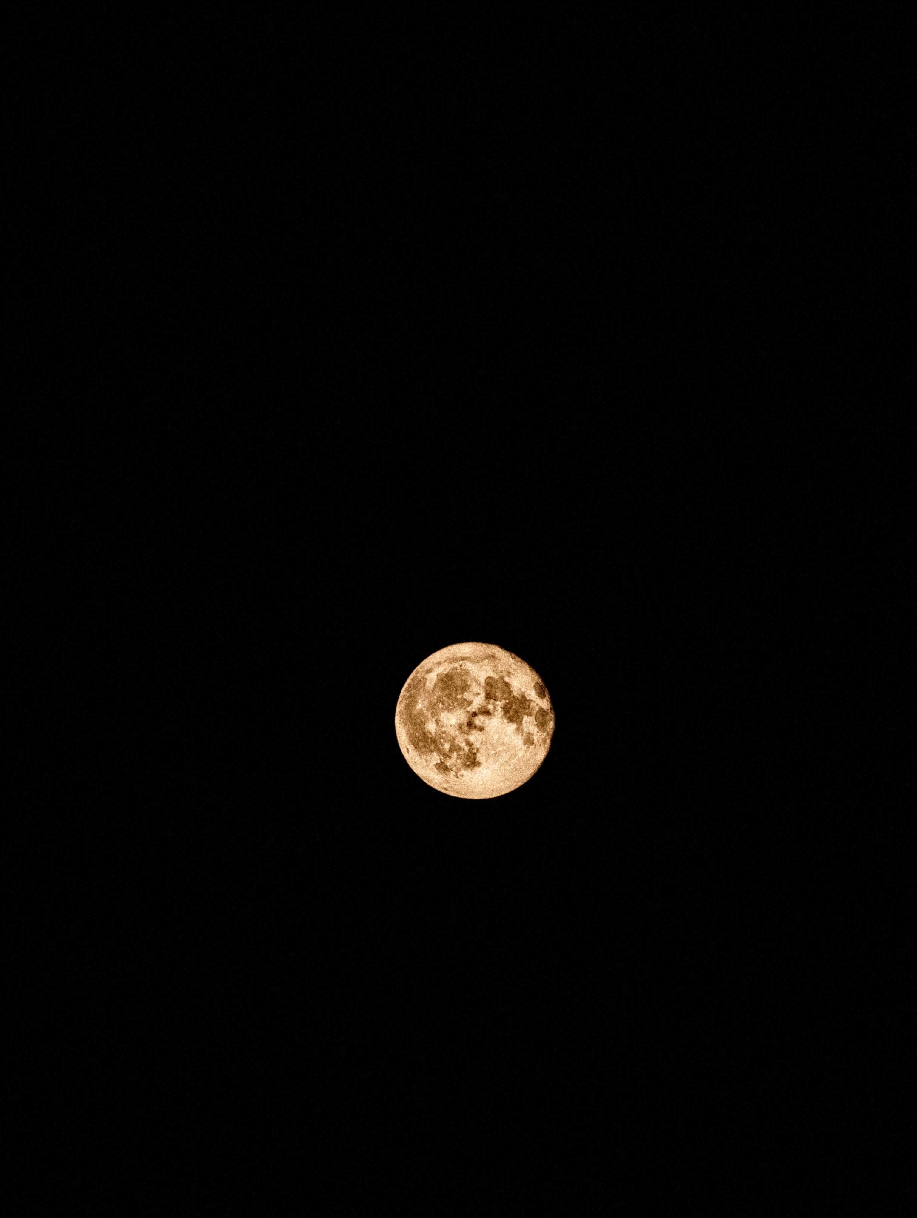 The Moon over Leeuwarden, Netherlands — full moon, Lunar Day 16