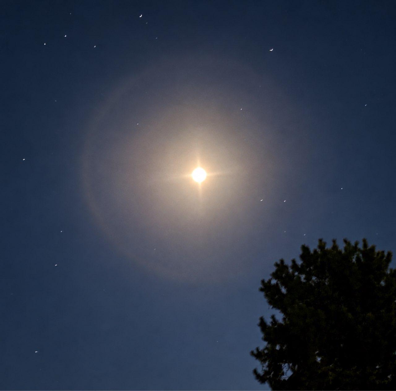 The Moon over Edmundston, Canada — waxing gibbous, Lunar Day 14