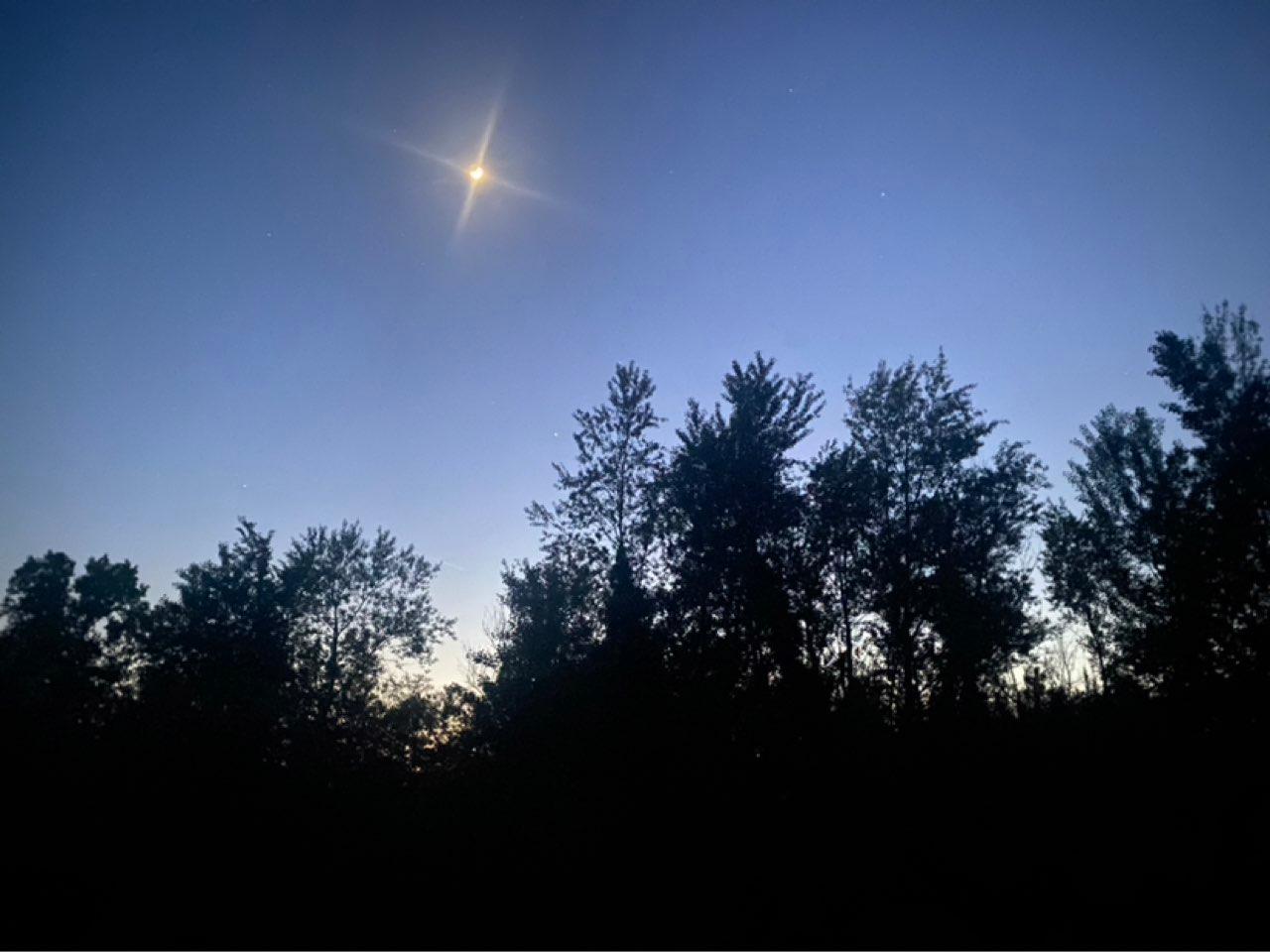 The Moon over San Vito al Tagliamento, Italia — waxing crescent, Lunar Day 5