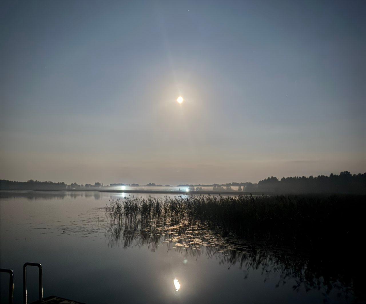 The Moon over Plyusskiy, Belarus — waxing gibbous, Lunar Day 14