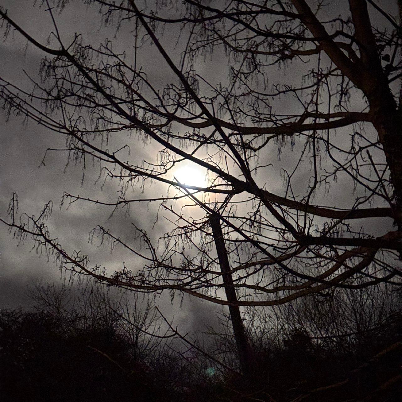 The Moon over Weymouth, United Kingdom — full moon, Lunar Day 16
