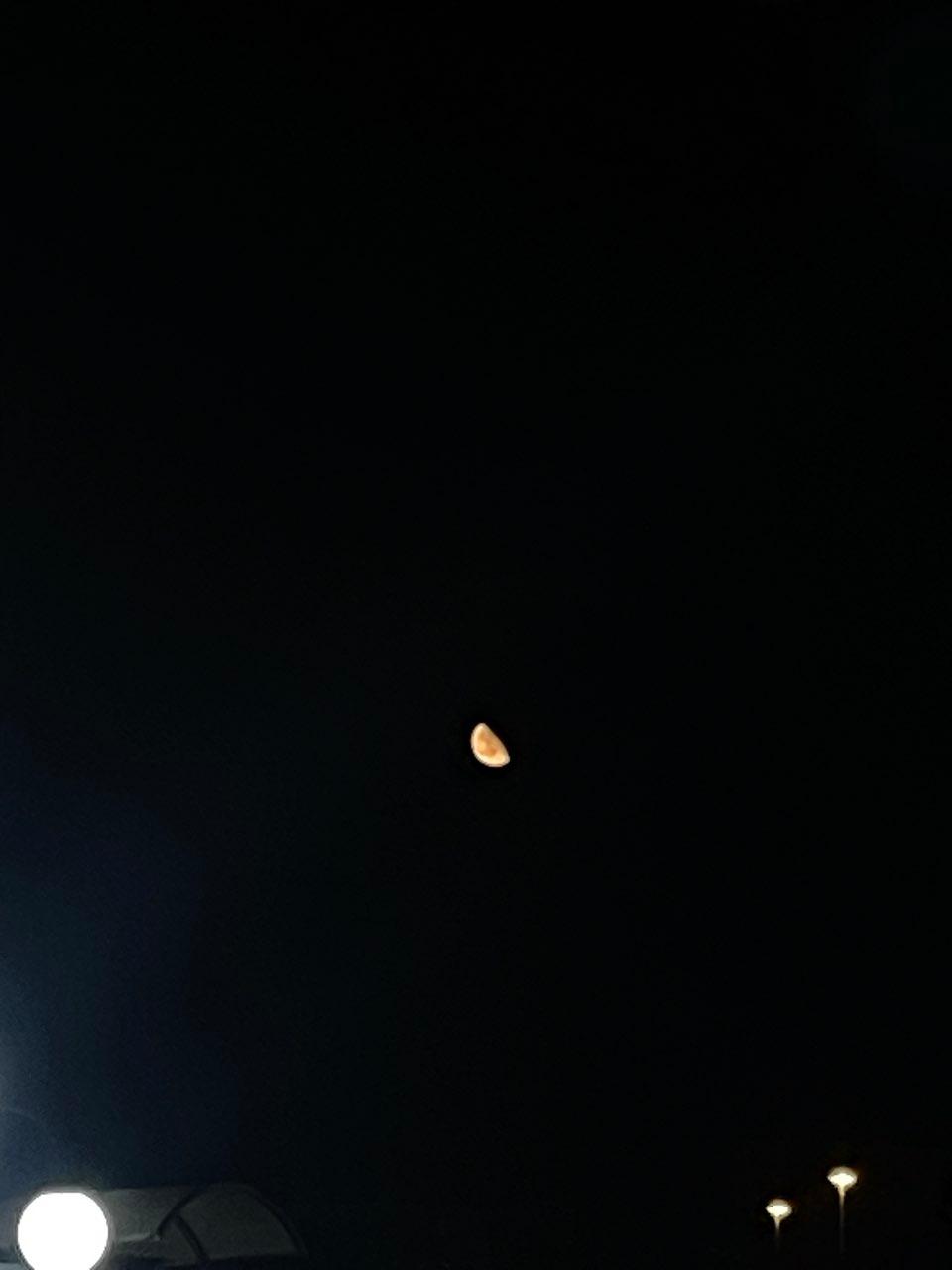 The Moon over Bari, Italy — last quarter, Lunar Day 21